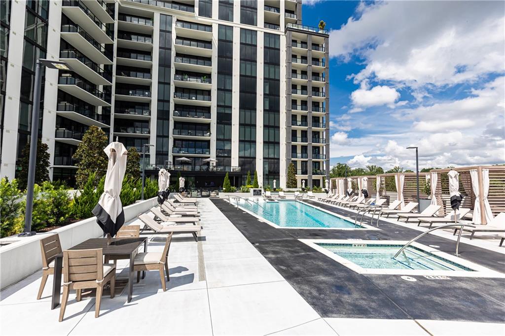 2425 Peachtree Road NE Unit 404