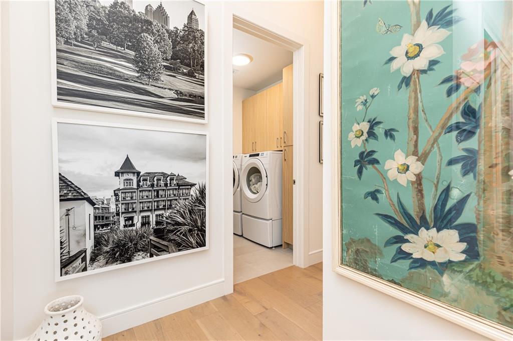 2425 Peachtree Road NE Unit 404