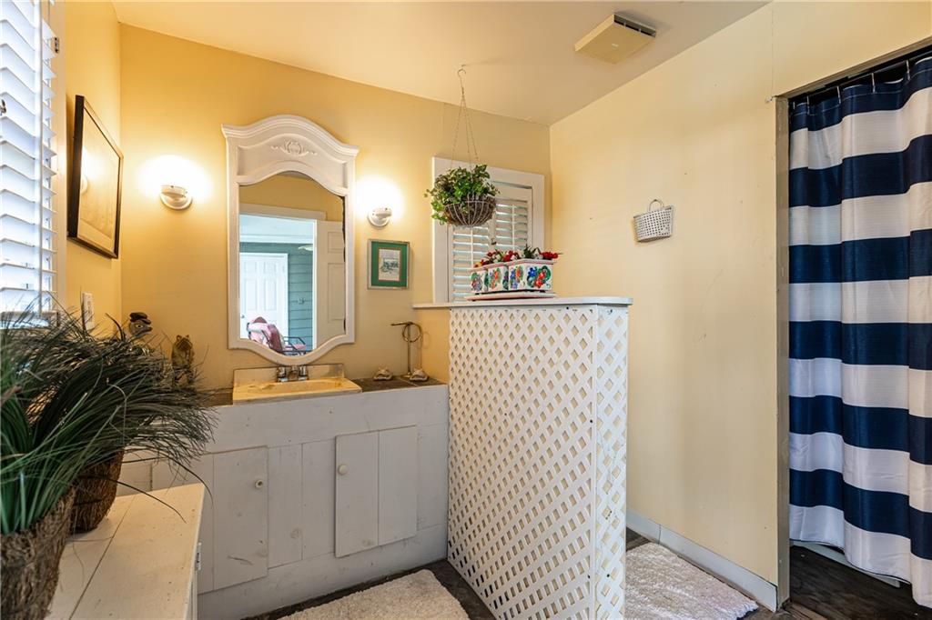 3099 Farmington Drive SE