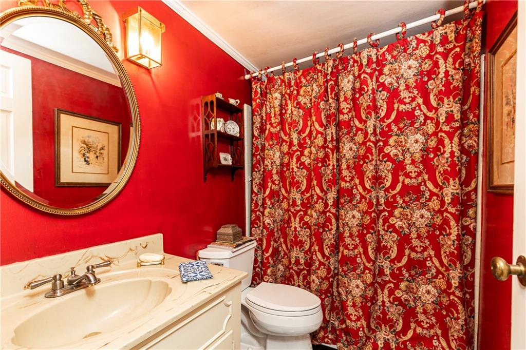 3099 Farmington Drive SE