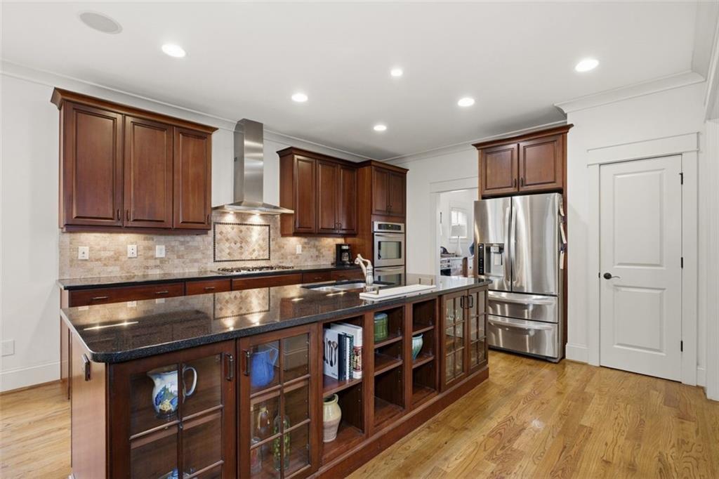 1613 Walker Street SE