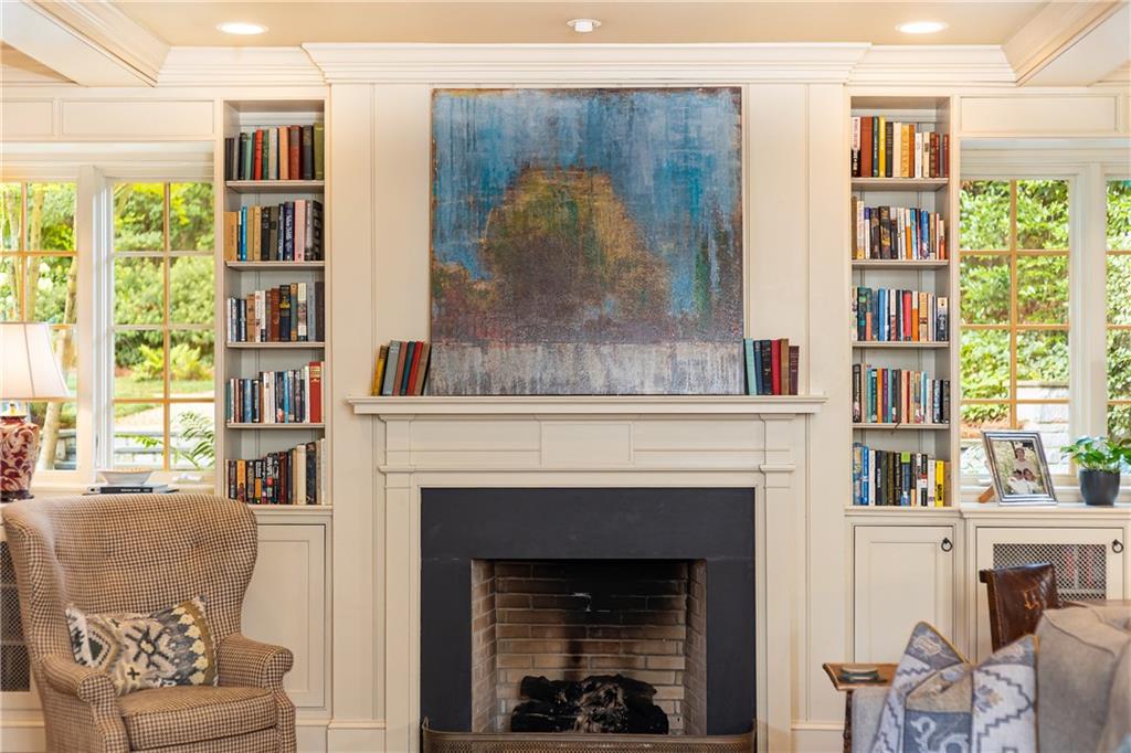 9 Palisades Road NE