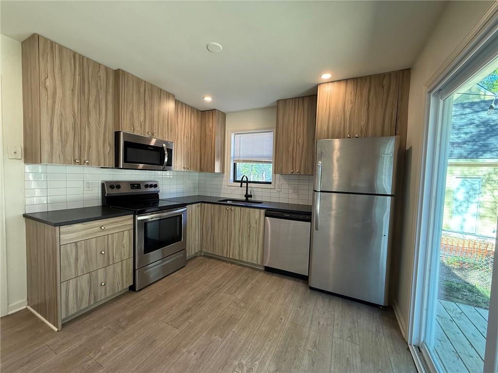 1601 Walker Street SE Unit A