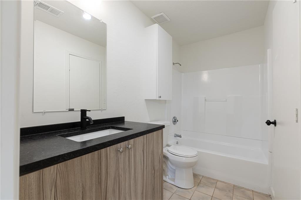 1601 Walker Street SE Unit A