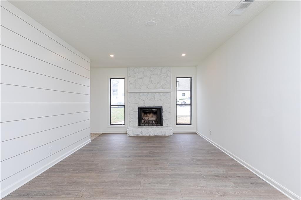 1601 Walker Street SE Unit A