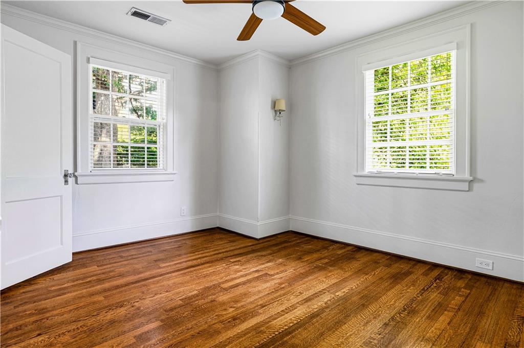 9 Palisades Road NE