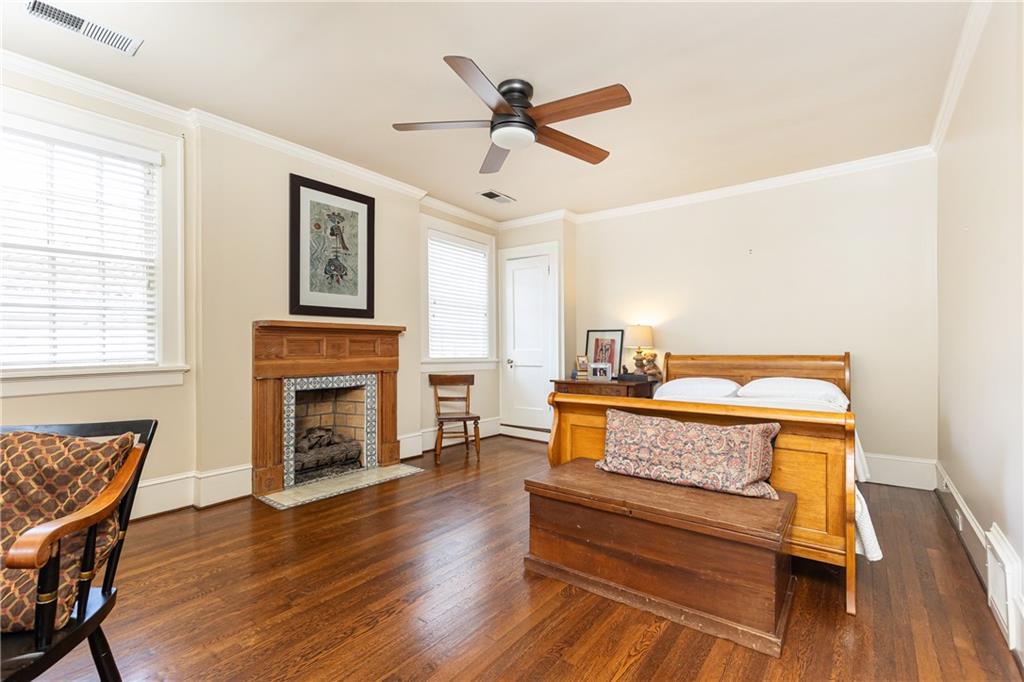 9 Palisades Road NE