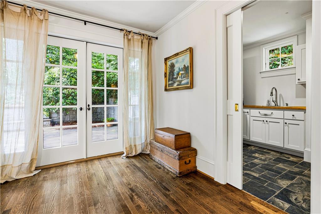 9 Palisades Road NE