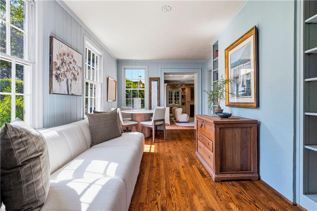 9 Palisades Road NE