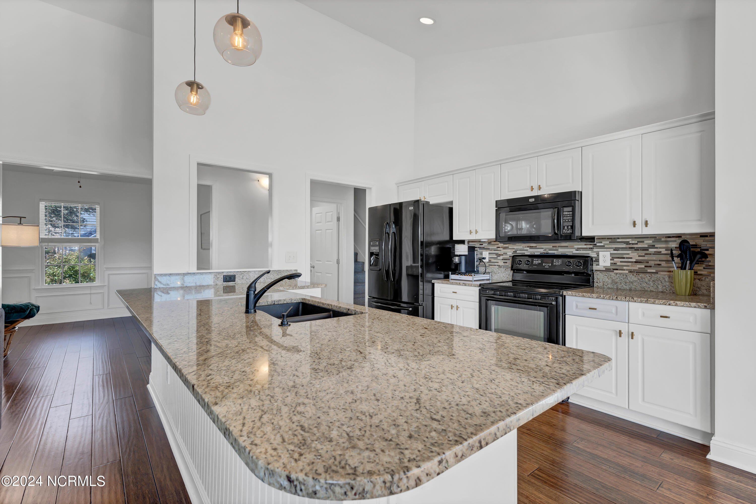 143 Woodford Road NE