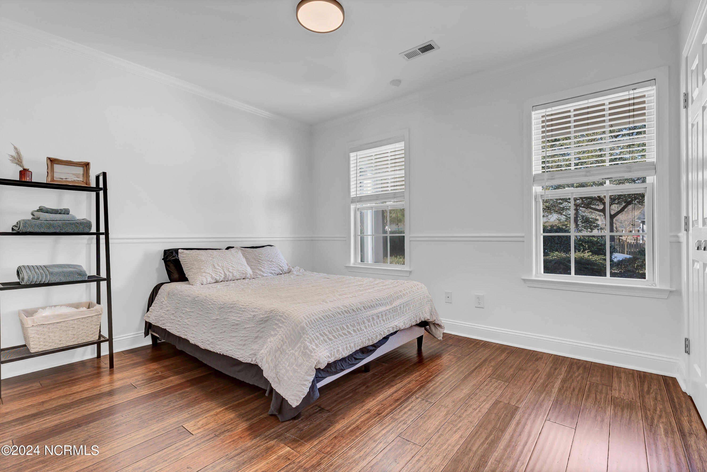 143 Woodford Road NE