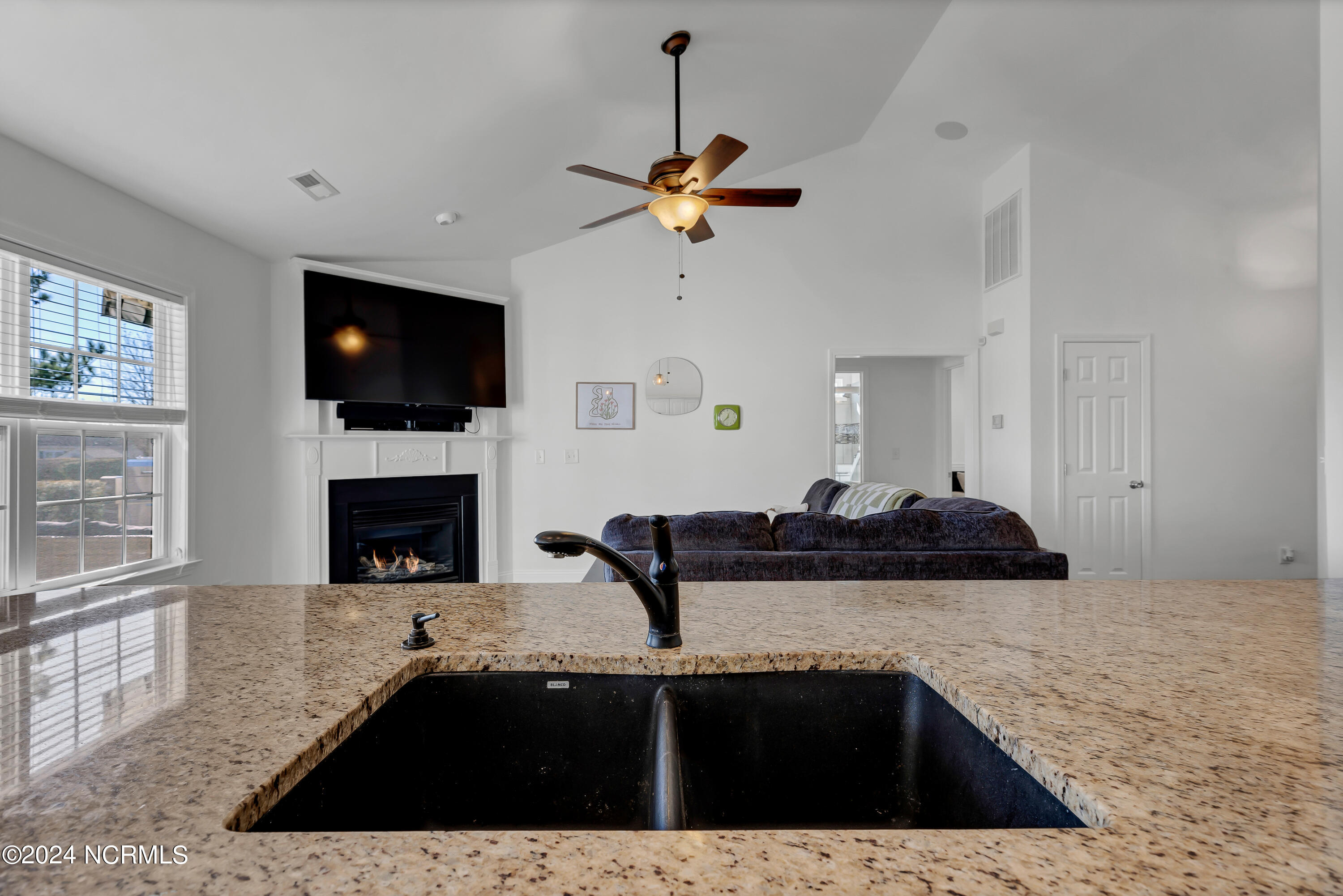 143 Woodford Road NE