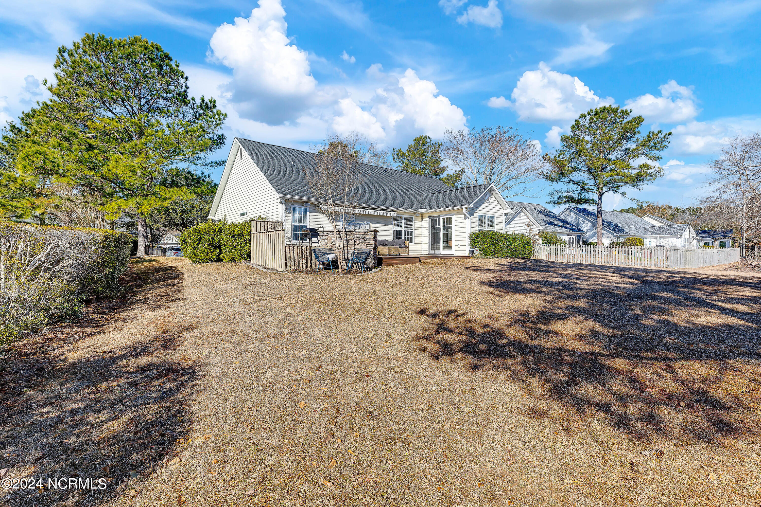 143 Woodford Road NE