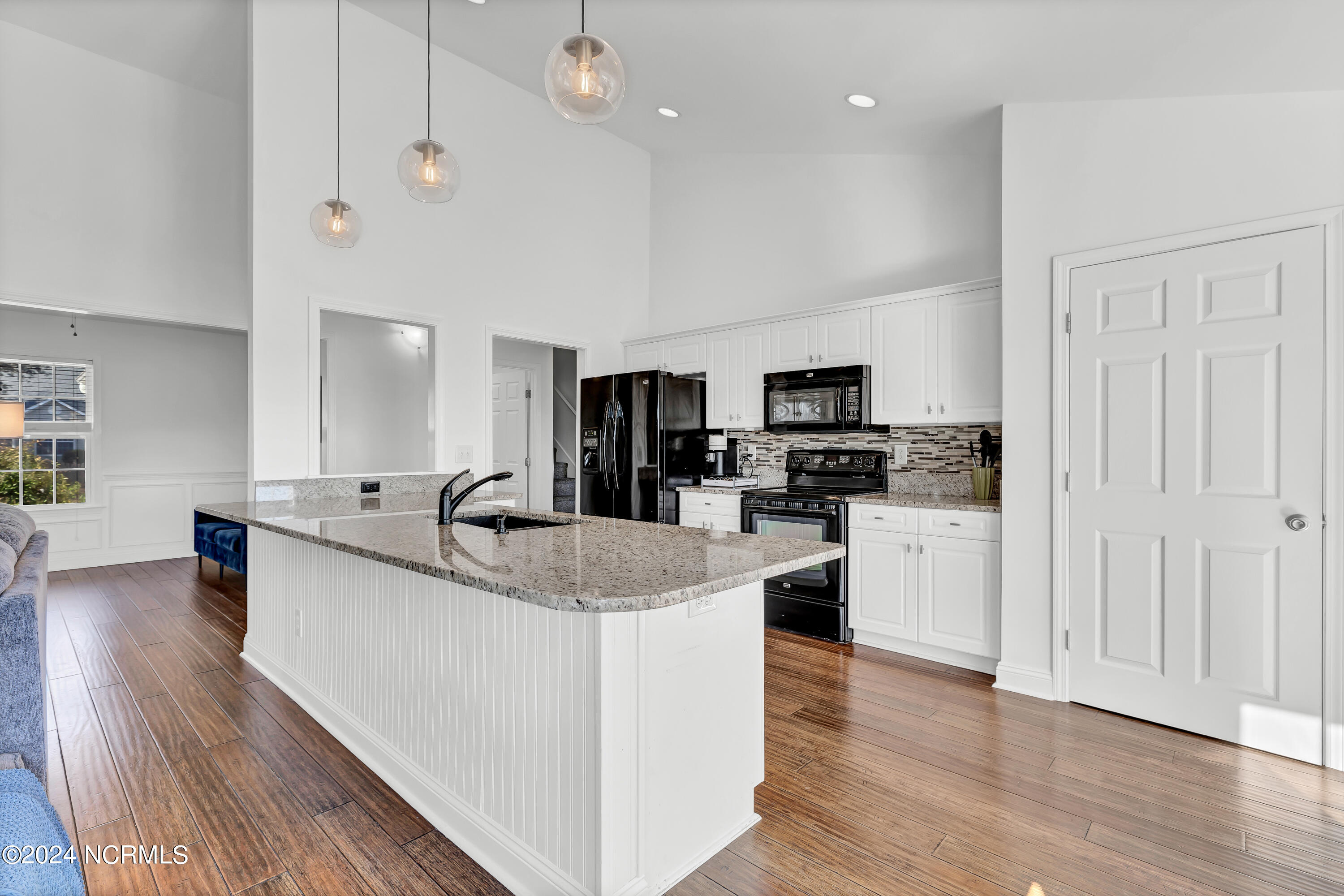 143 Woodford Road NE