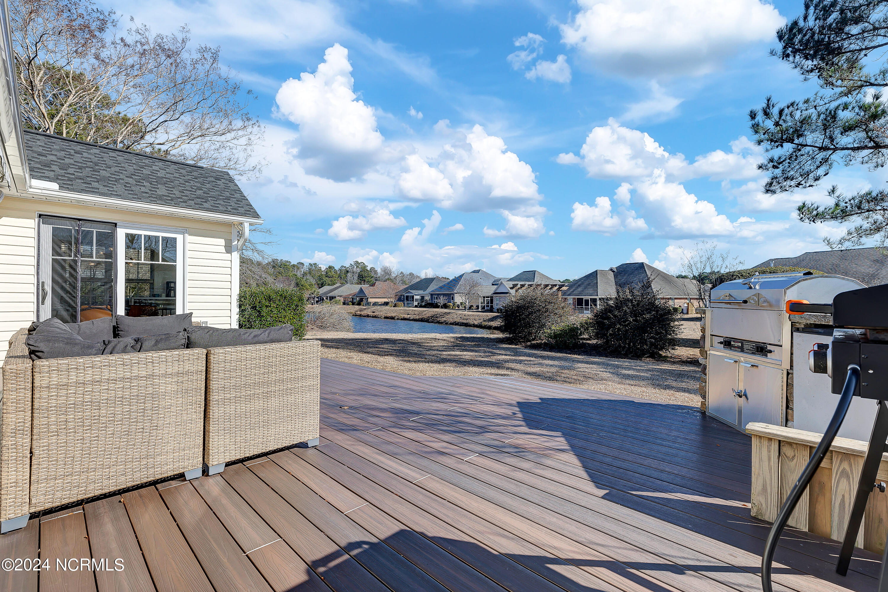 143 Woodford Road NE