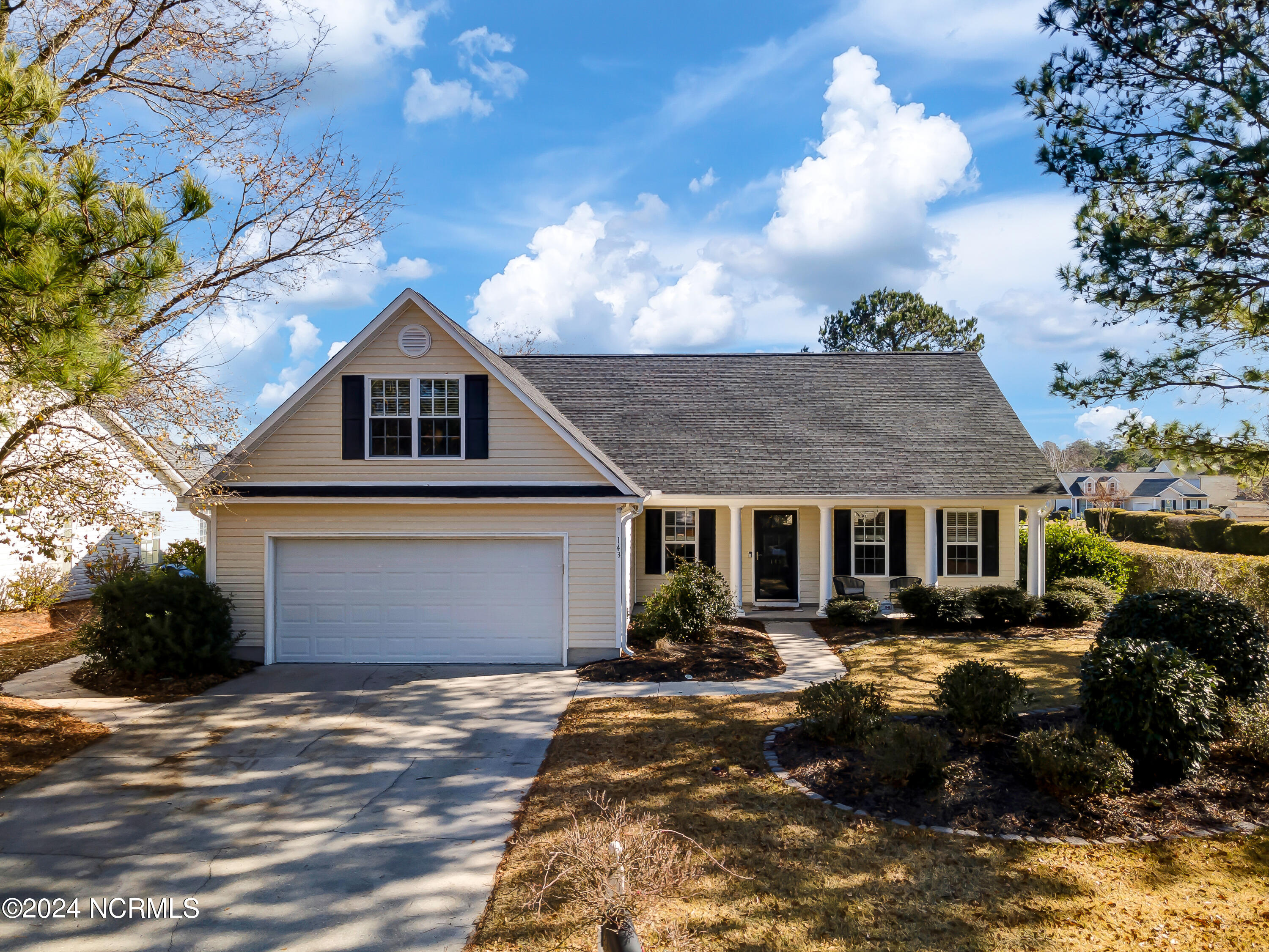 143 Woodford Road NE