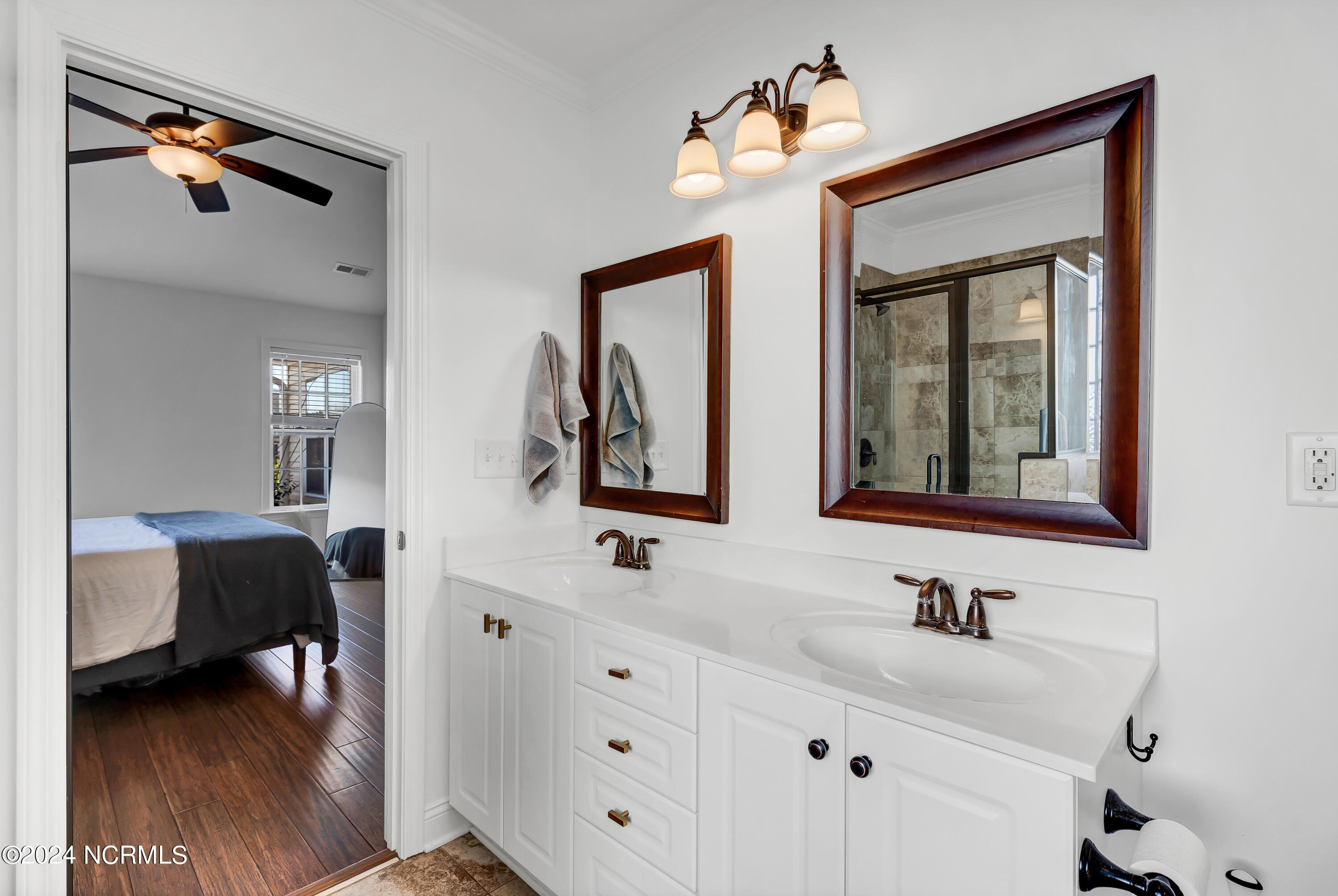 143 Woodford Road NE
