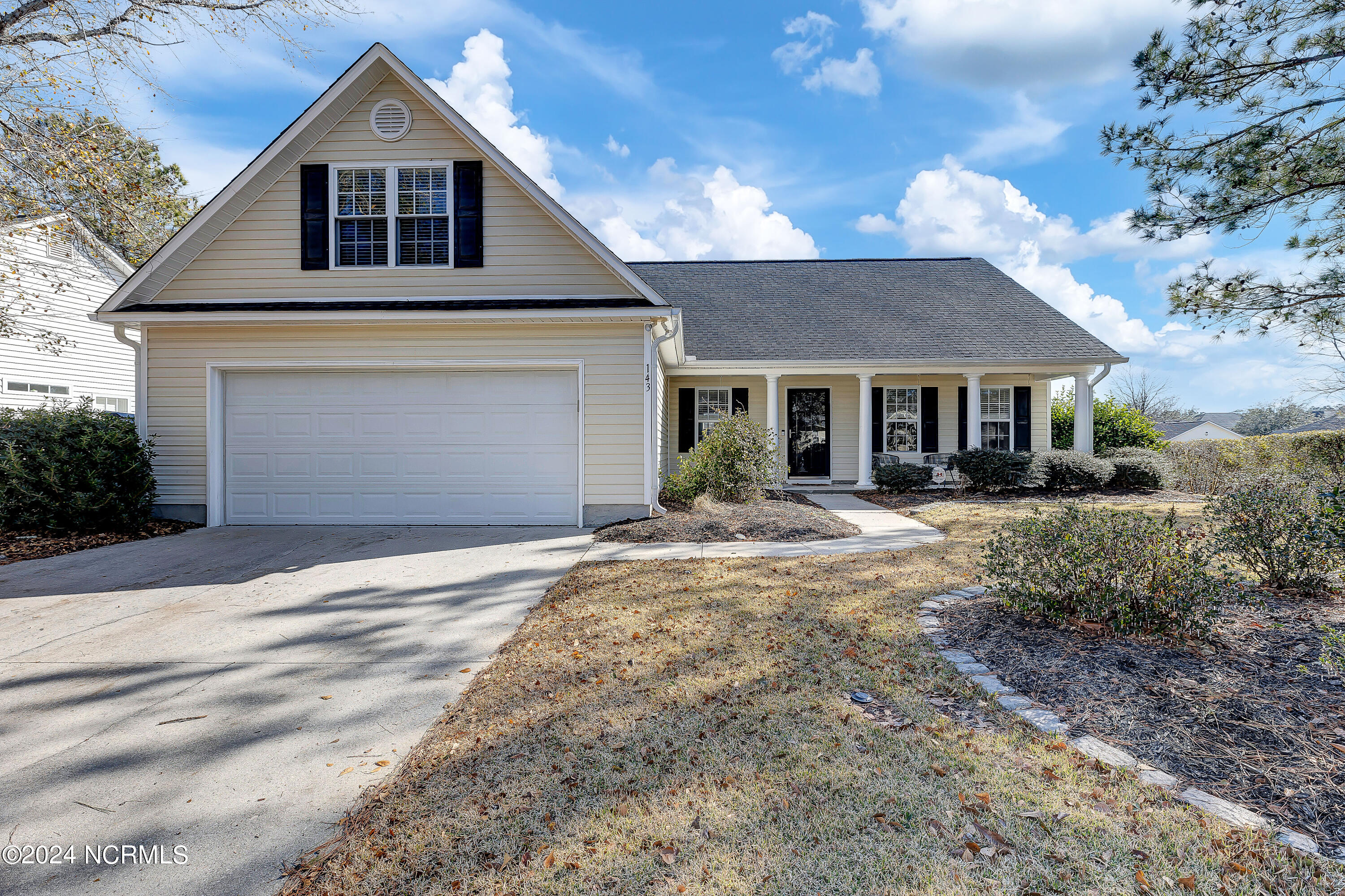 143 Woodford Road NE