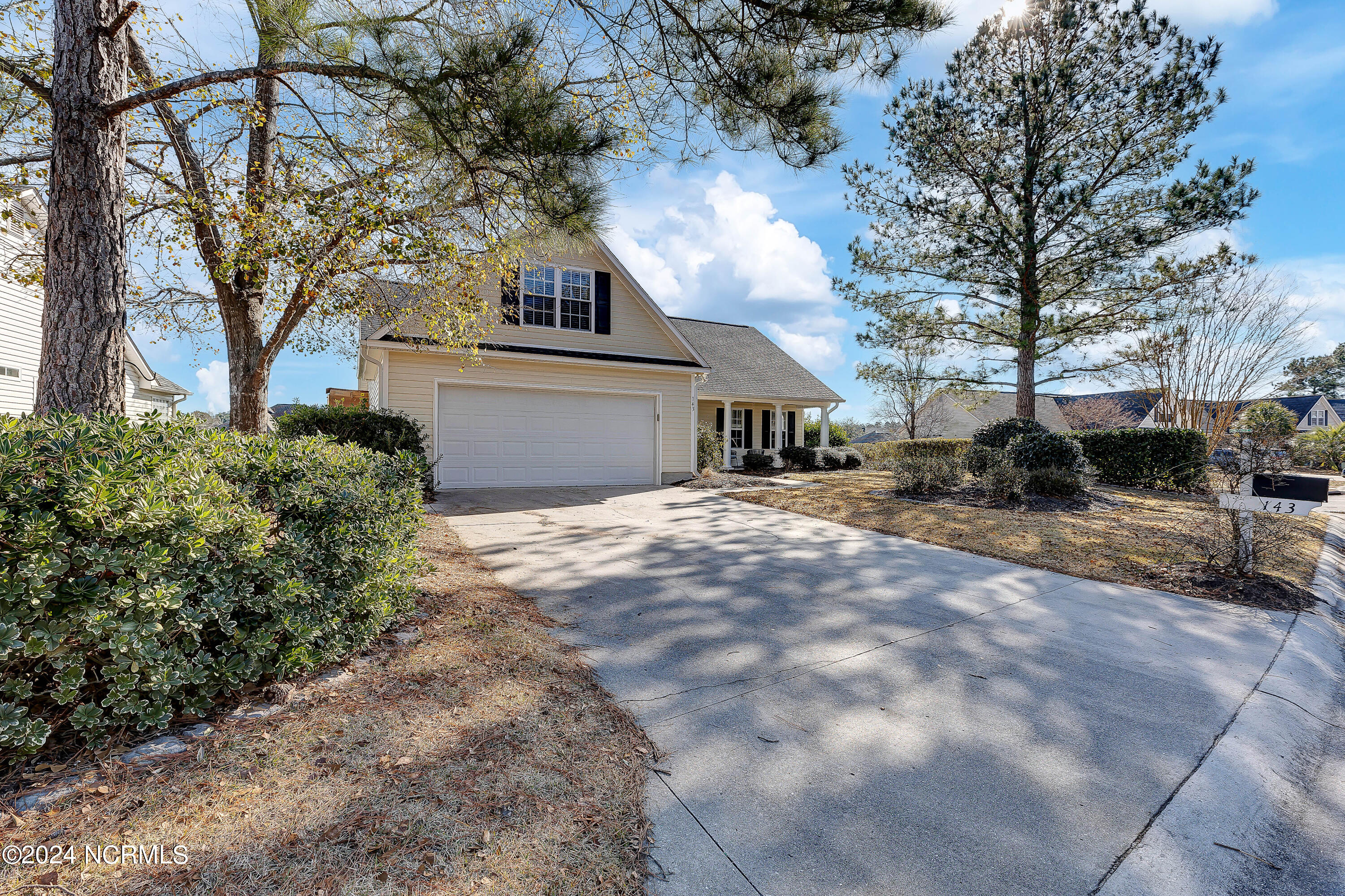 143 Woodford Road NE