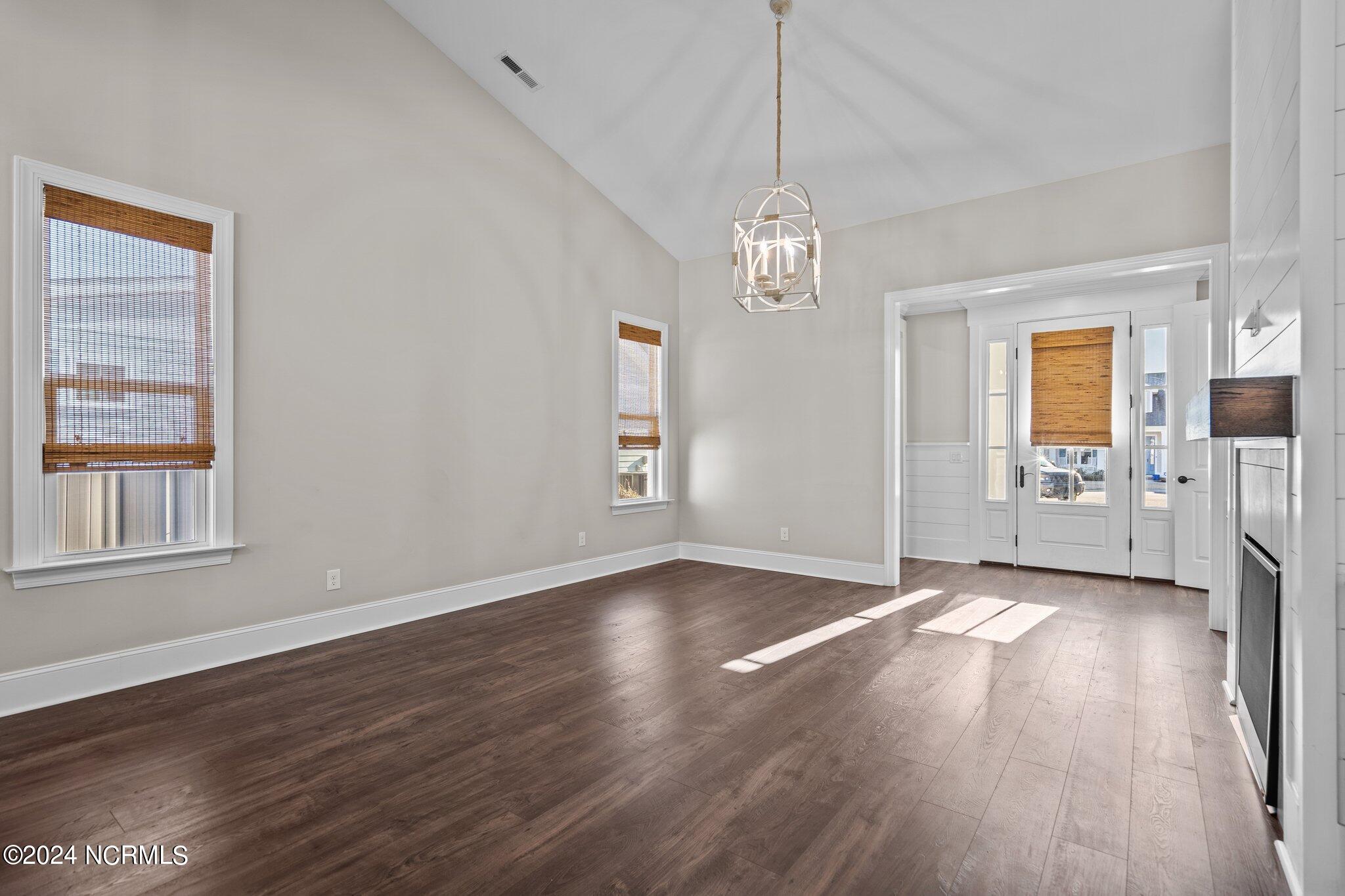 316 Halo Court