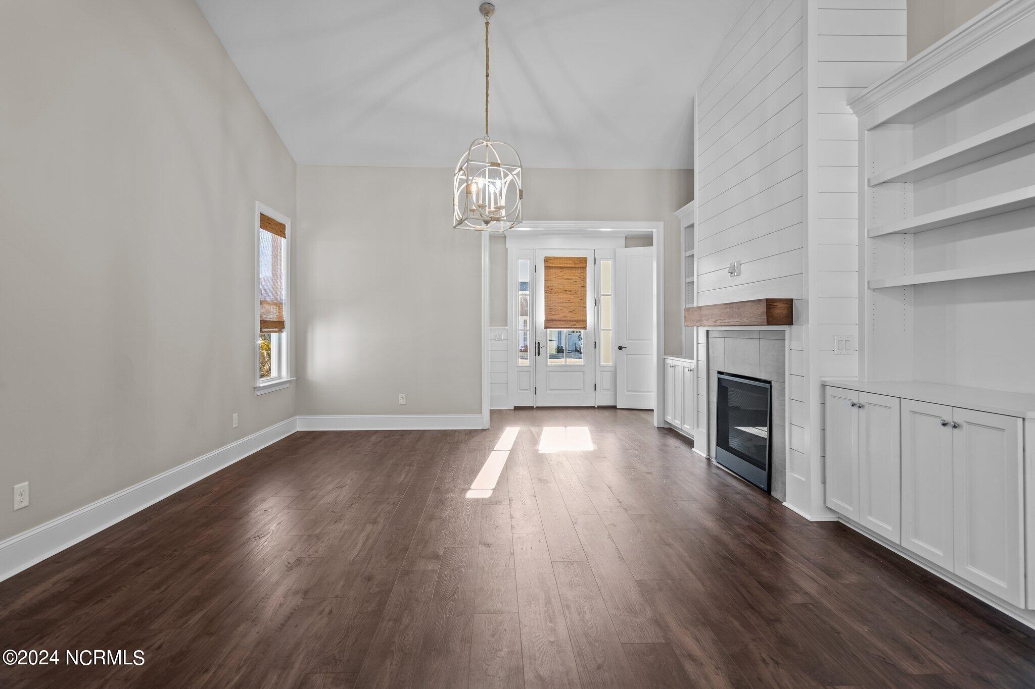 316 Halo Court