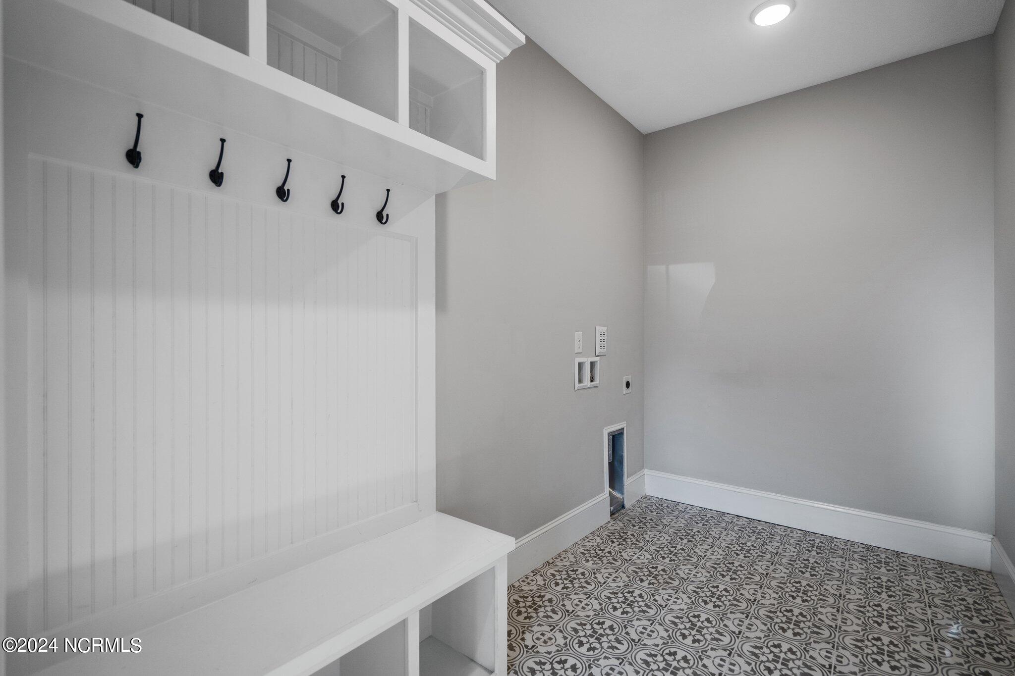 316 Halo Court
