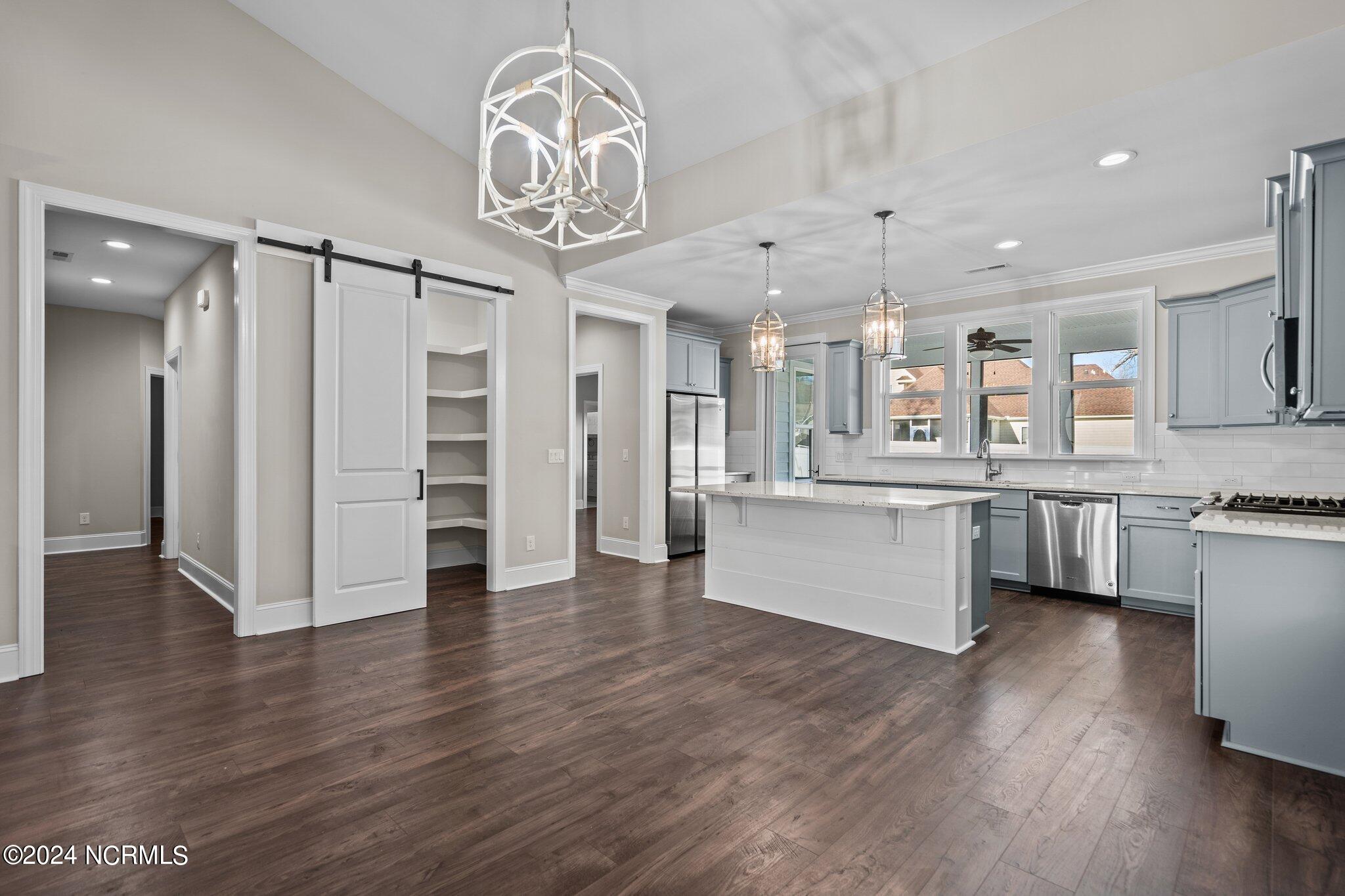 316 Halo Court