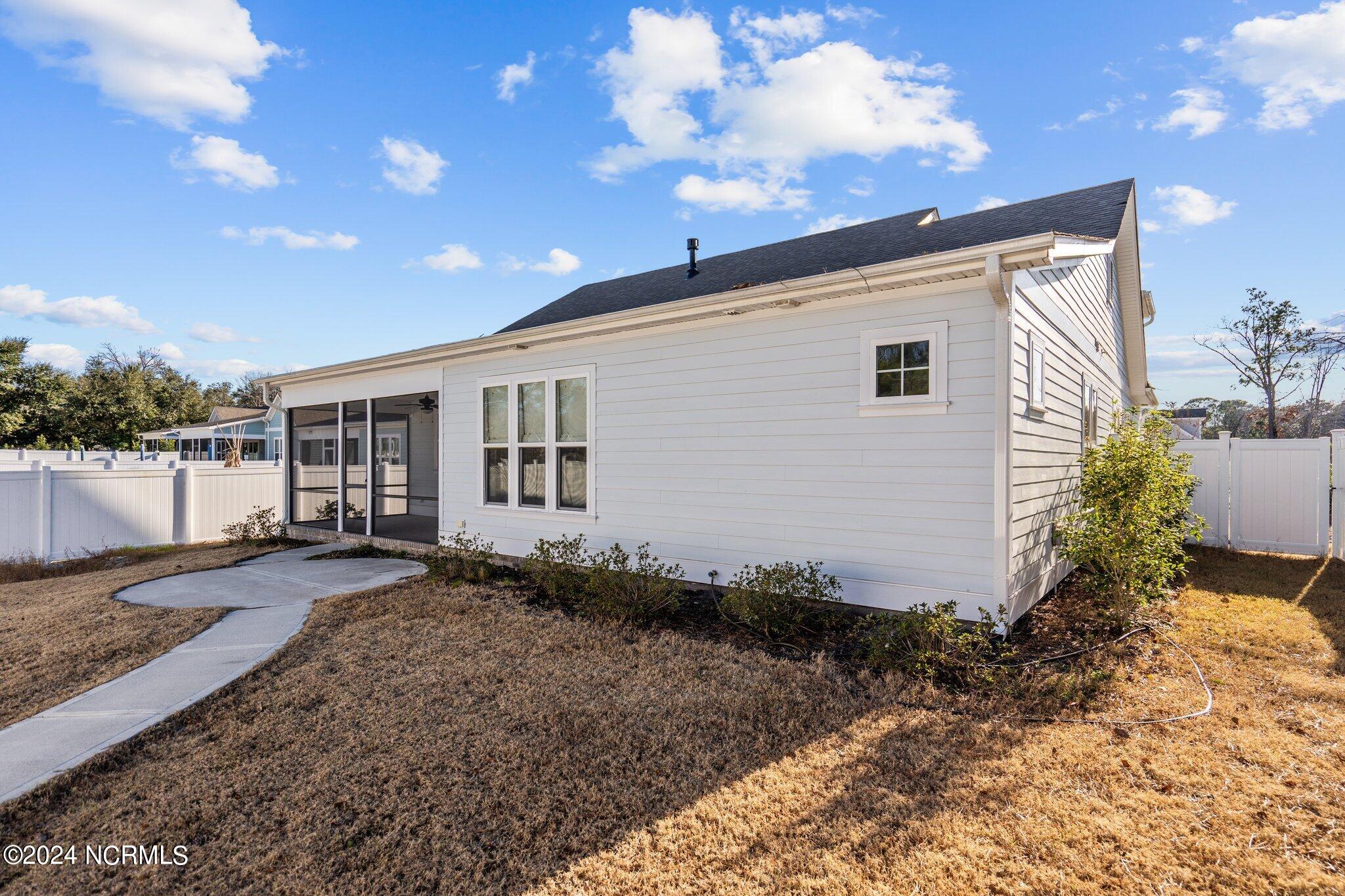 316 Halo Court