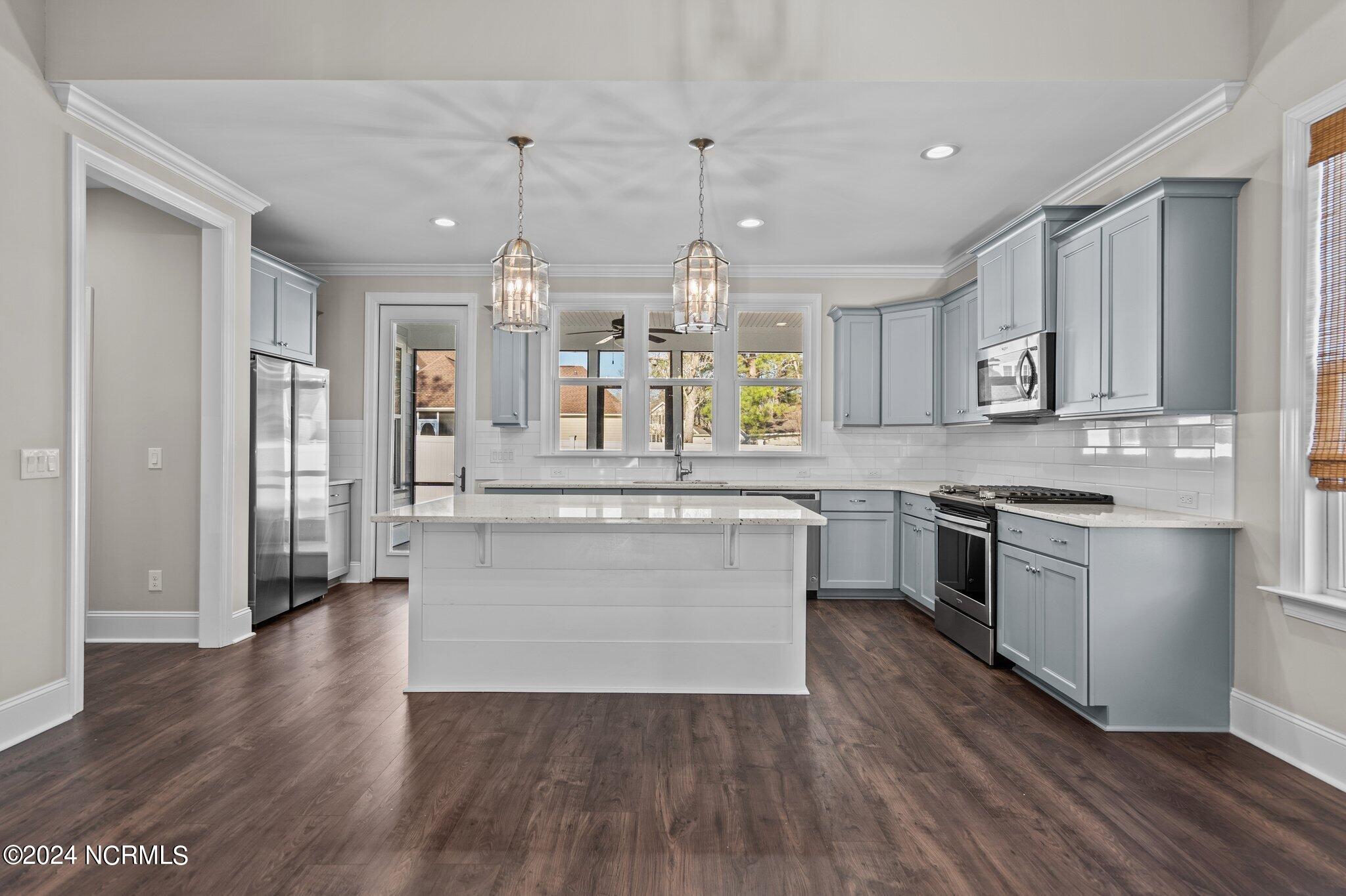 316 Halo Court