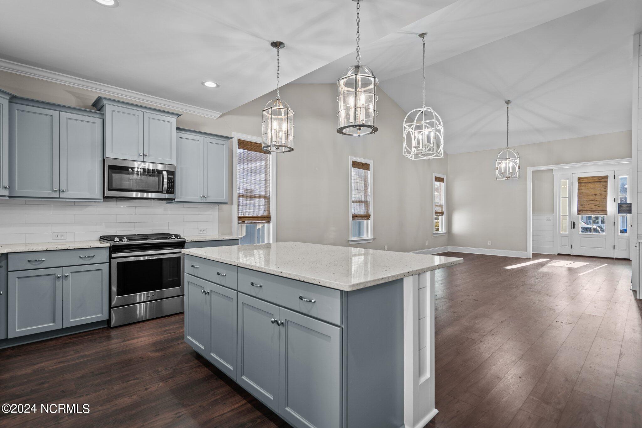 316 Halo Court