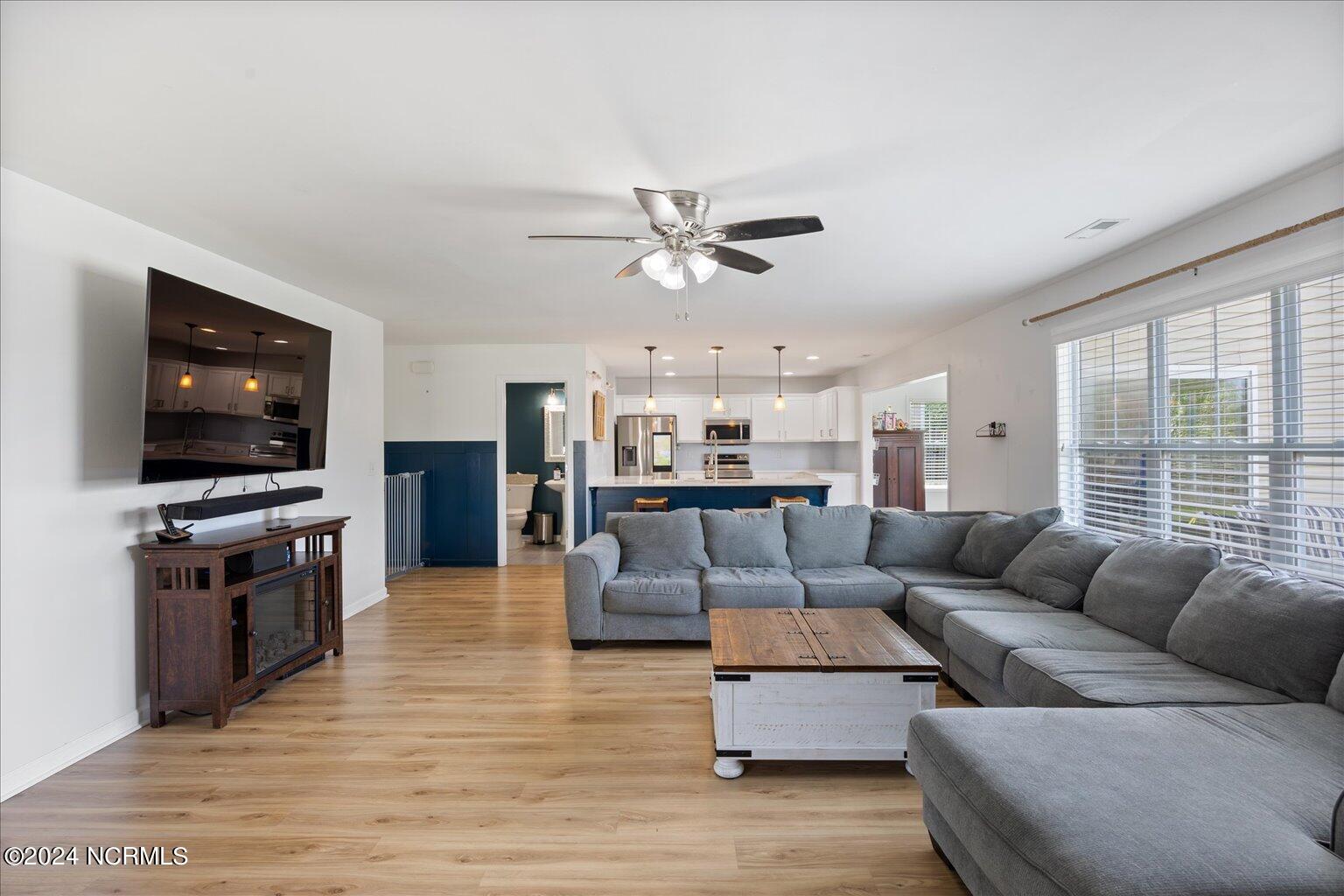594 Heartwood Drive