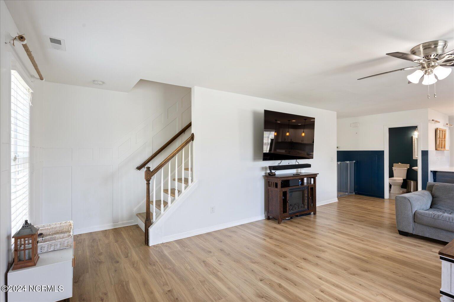 594 Heartwood Drive