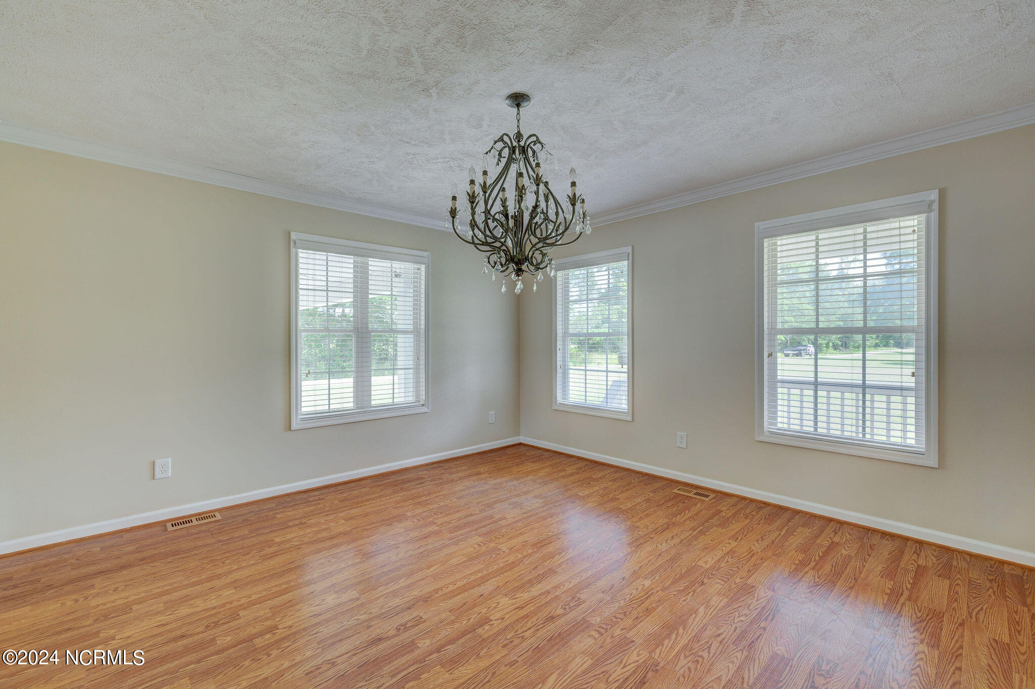 1385 White Oak River Road