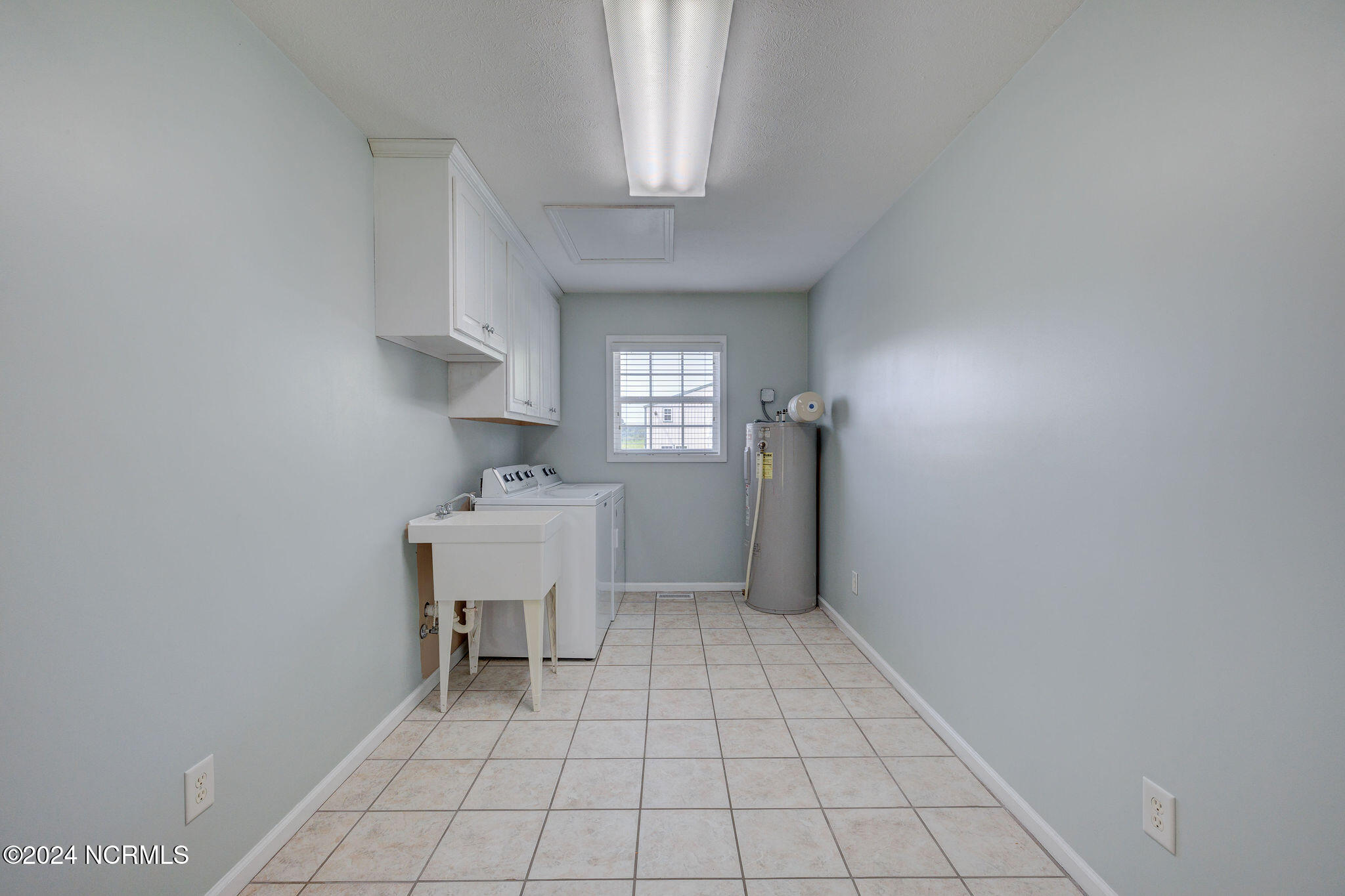 1385 White Oak River Road