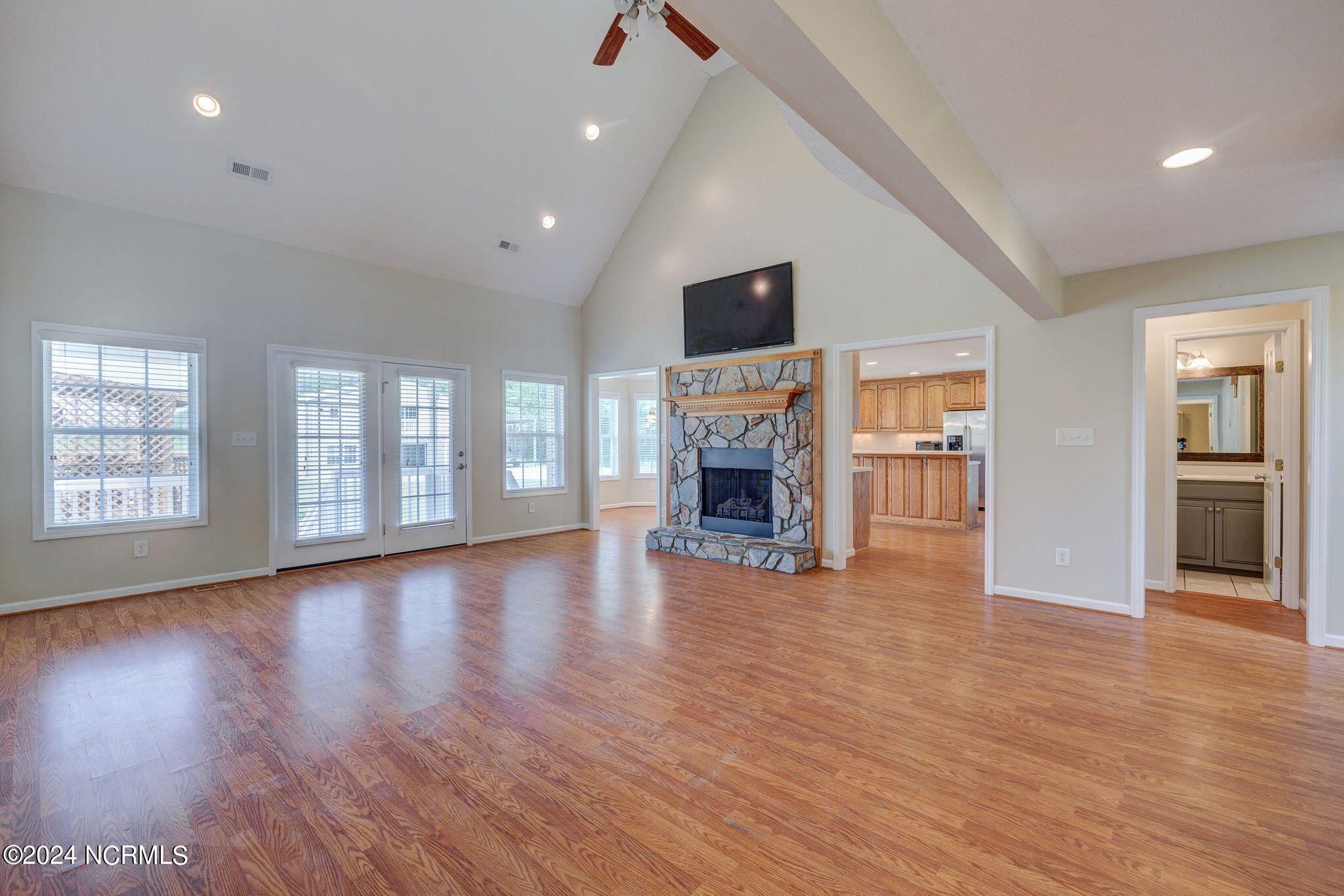 1385 White Oak River Road