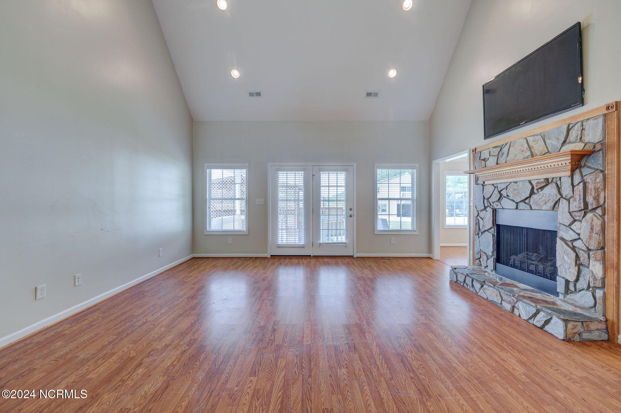 1385 White Oak River Road