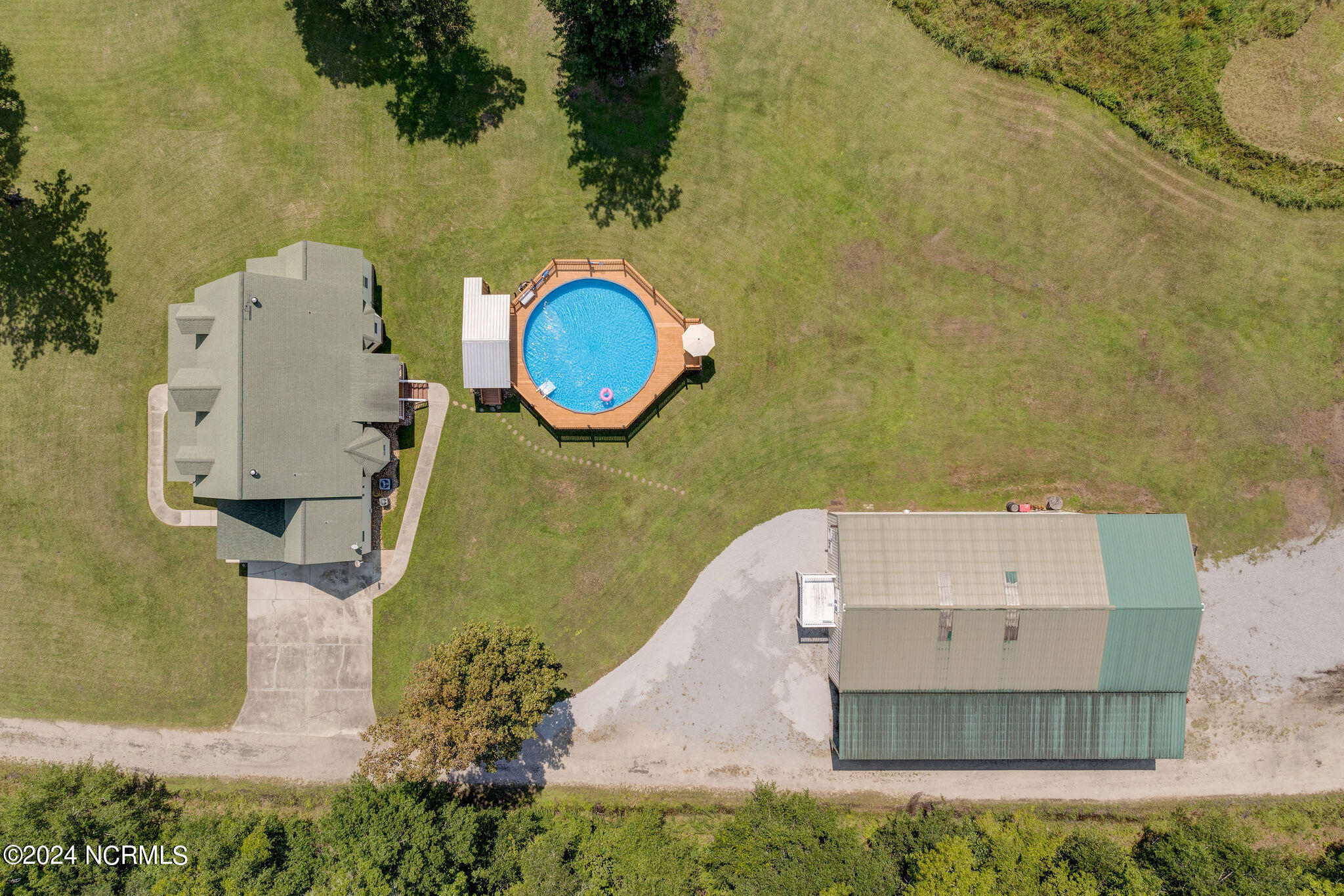 1385 White Oak River Road