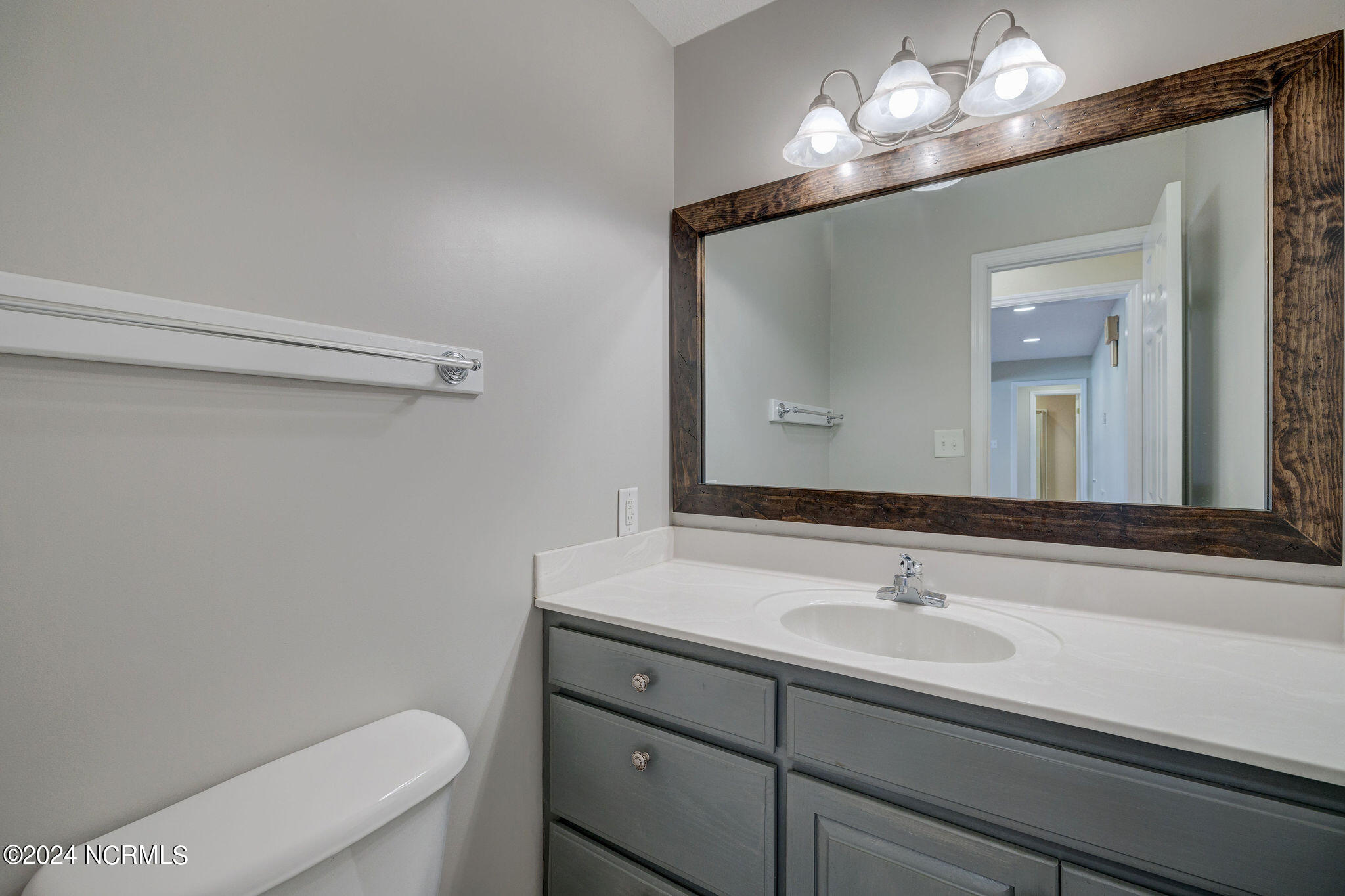 1385 White Oak River Road