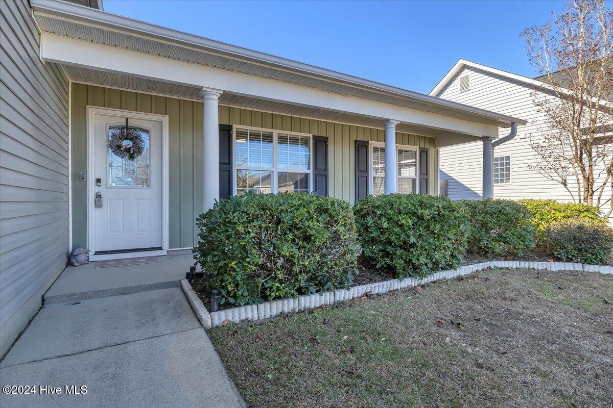 6430 Lenoir Drive