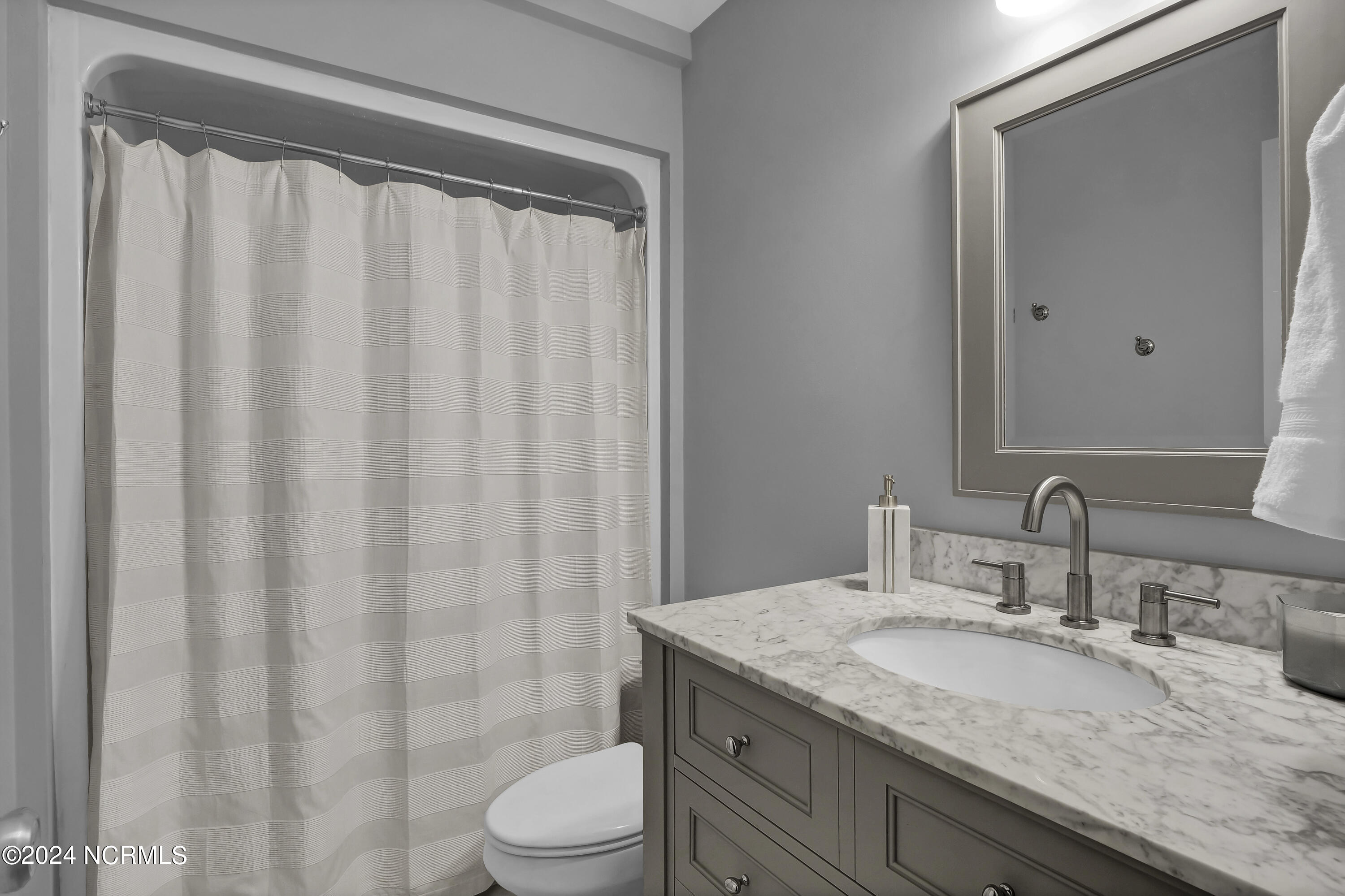 233 Racine Drive, Unit 22