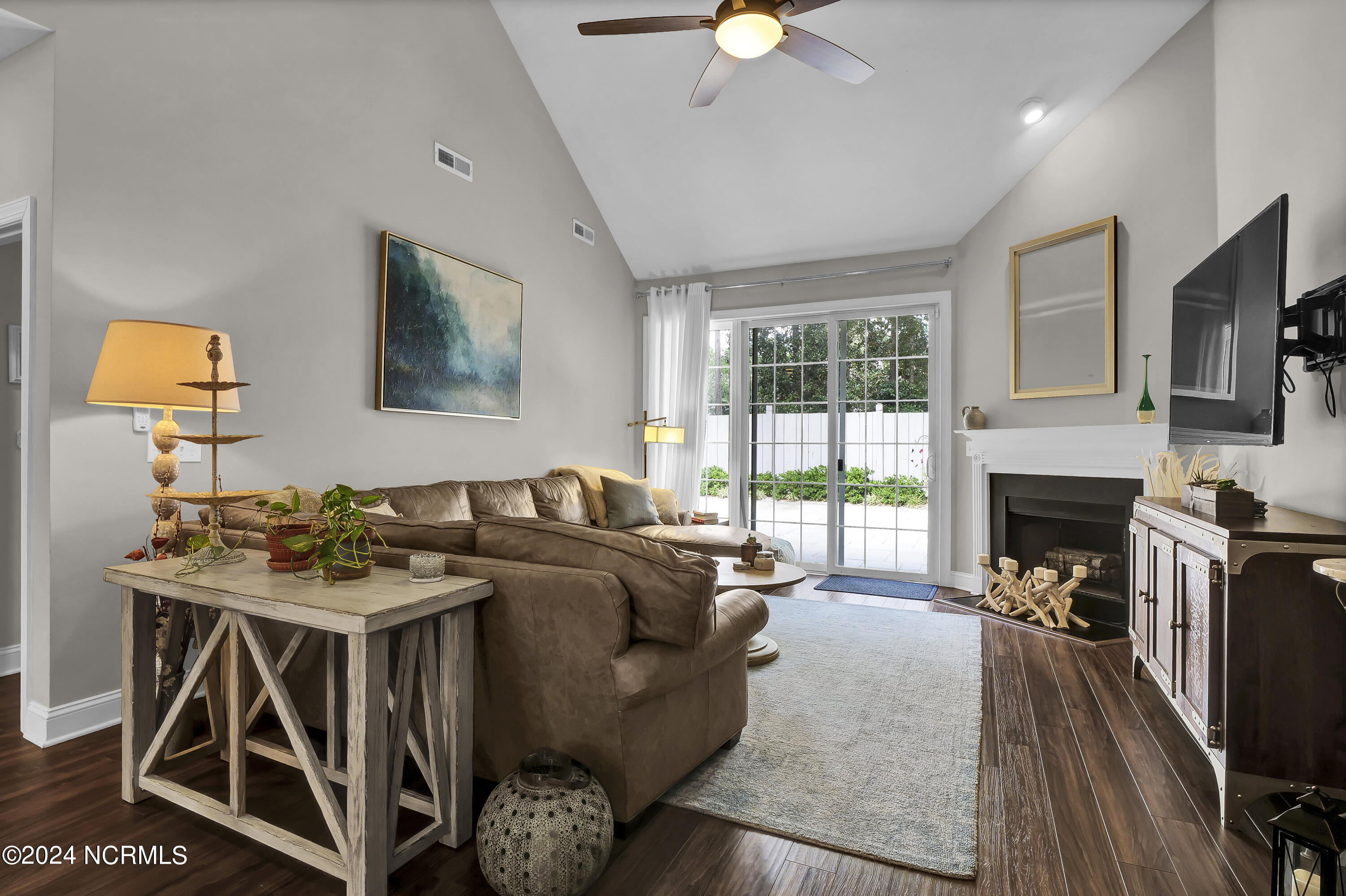 233 Racine Drive, Unit 22