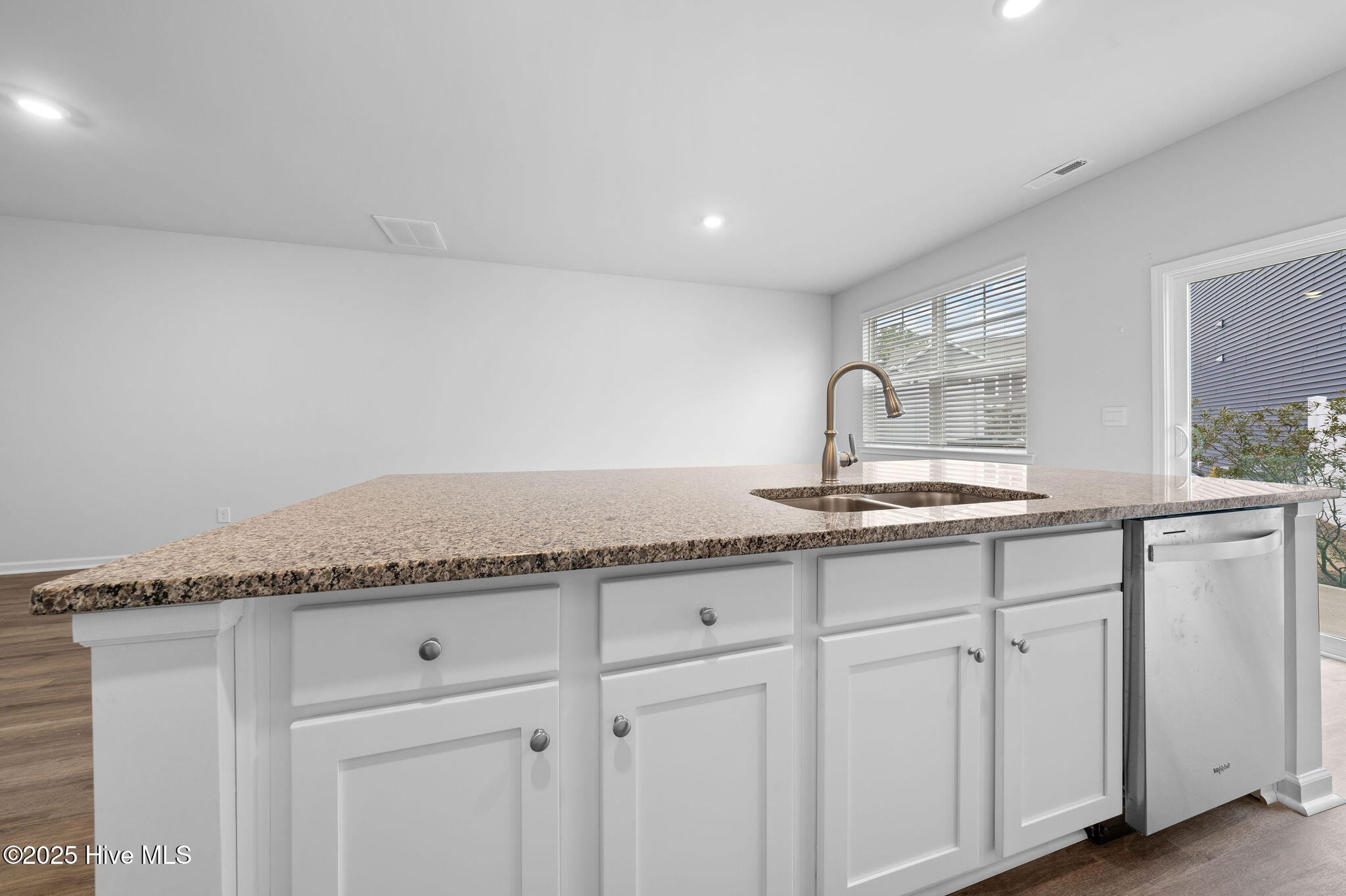 6655 Lemon Lane