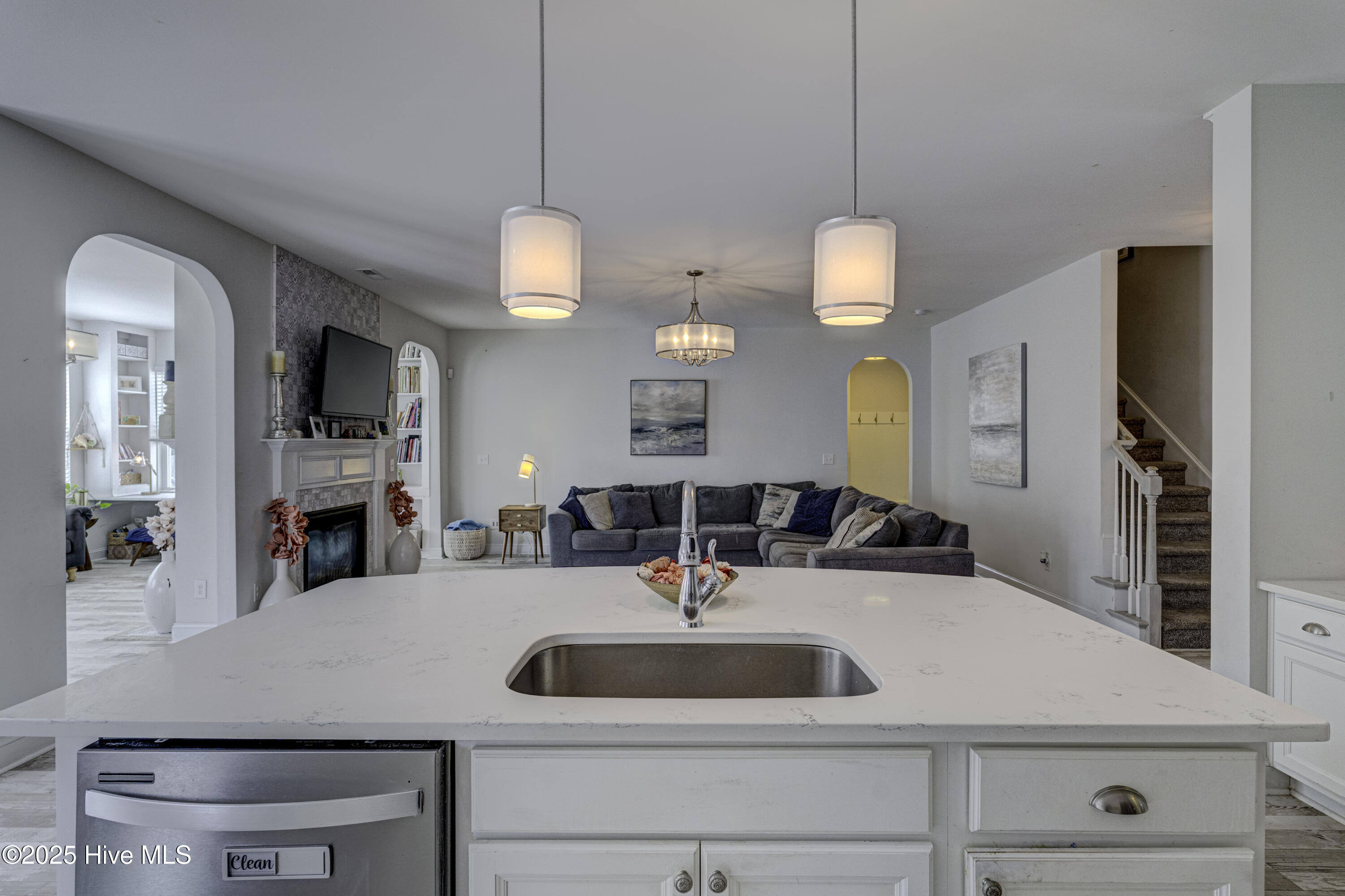 1340 Eastbourne Drive