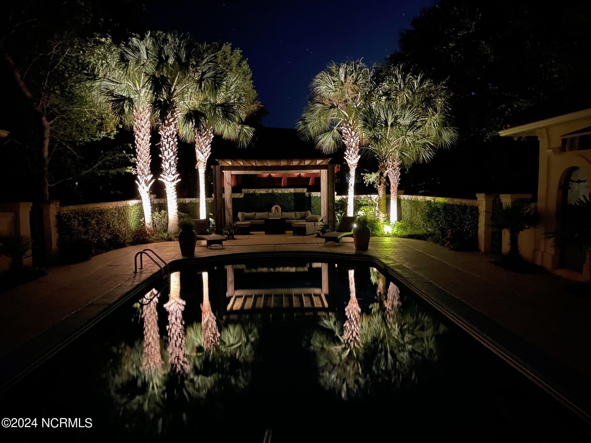 833 Gull Point Road