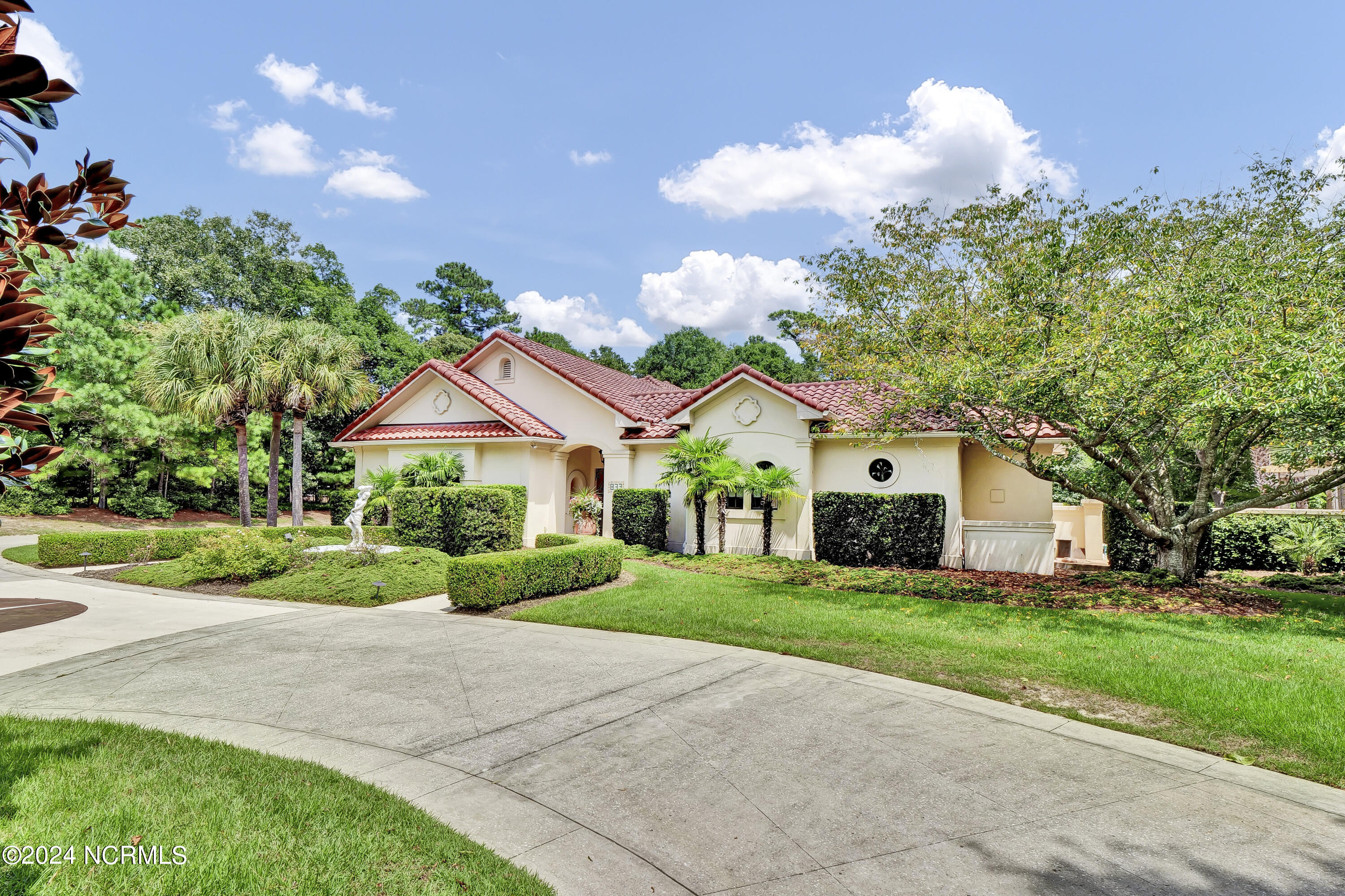 833 Gull Point Road
