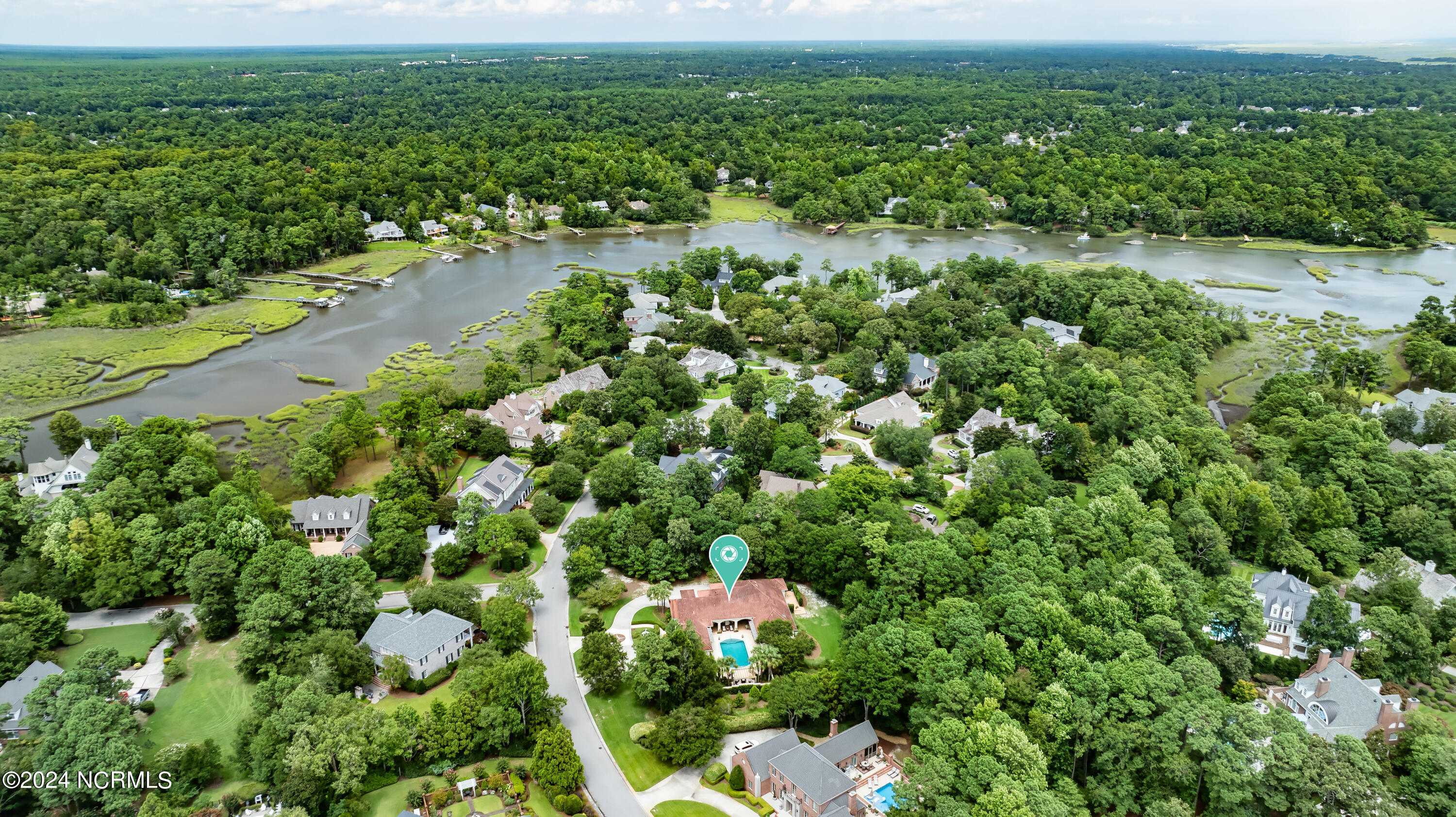 833 Gull Point Road