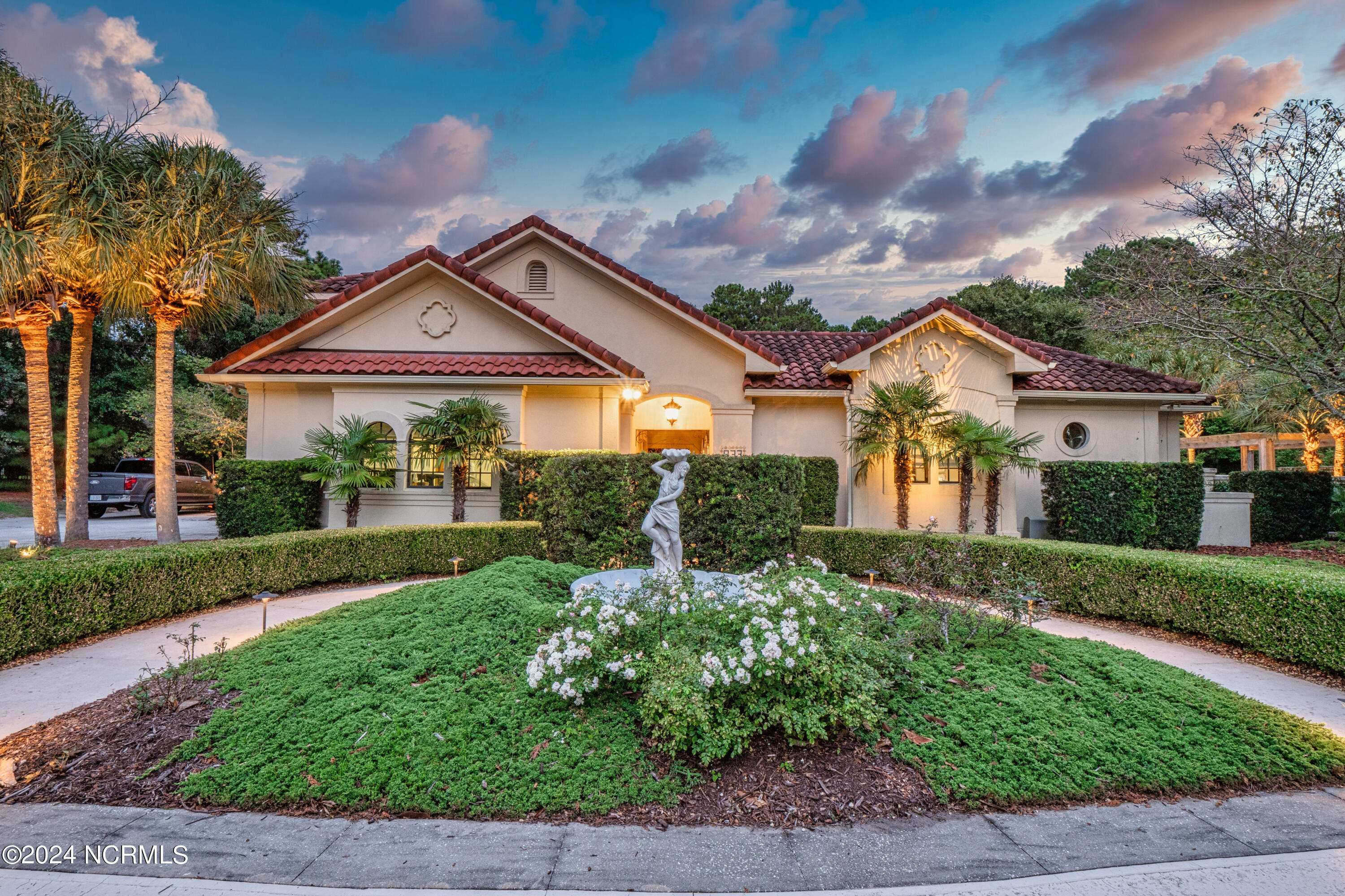 833 Gull Point Road