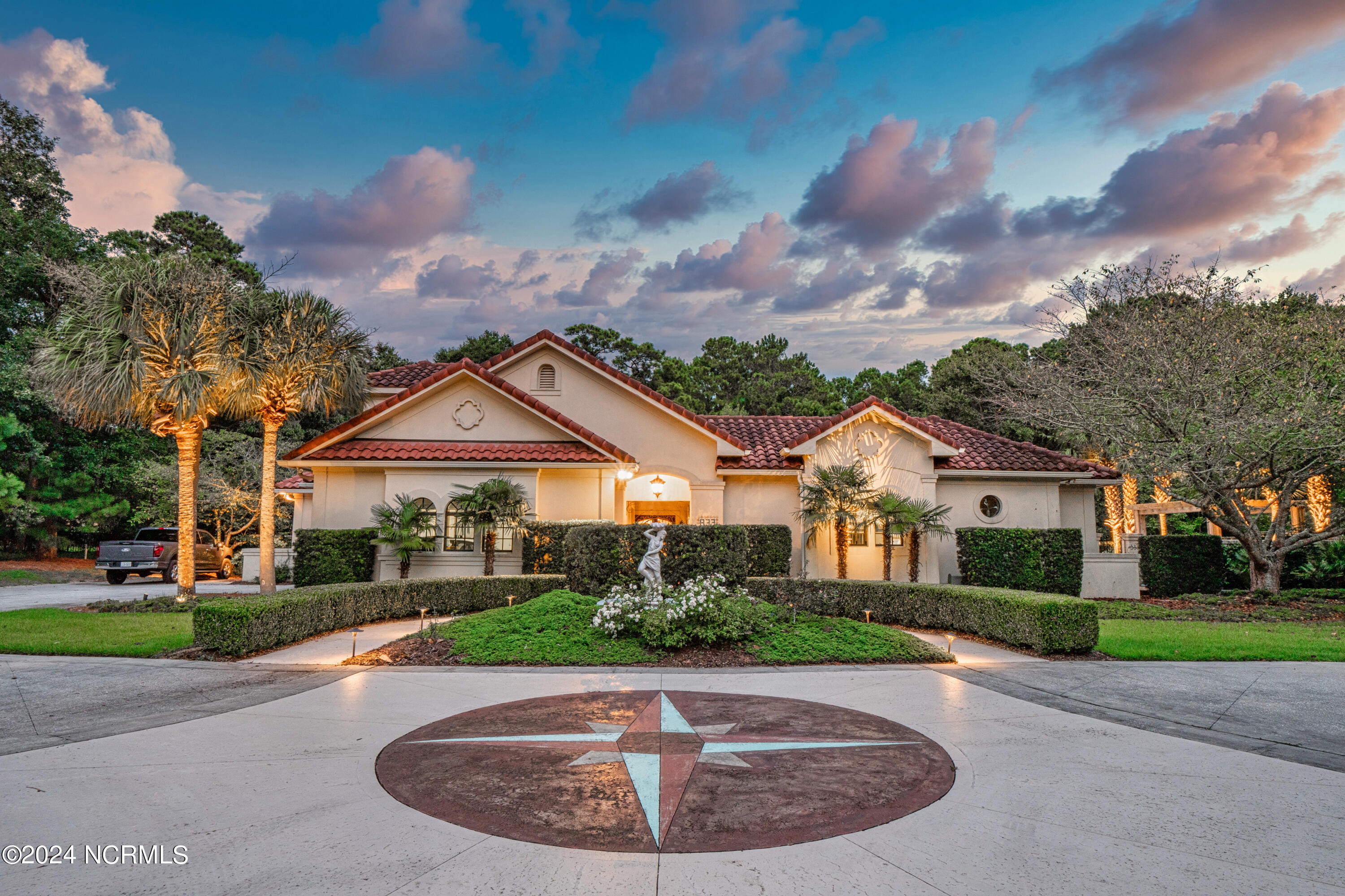 833 Gull Point Road