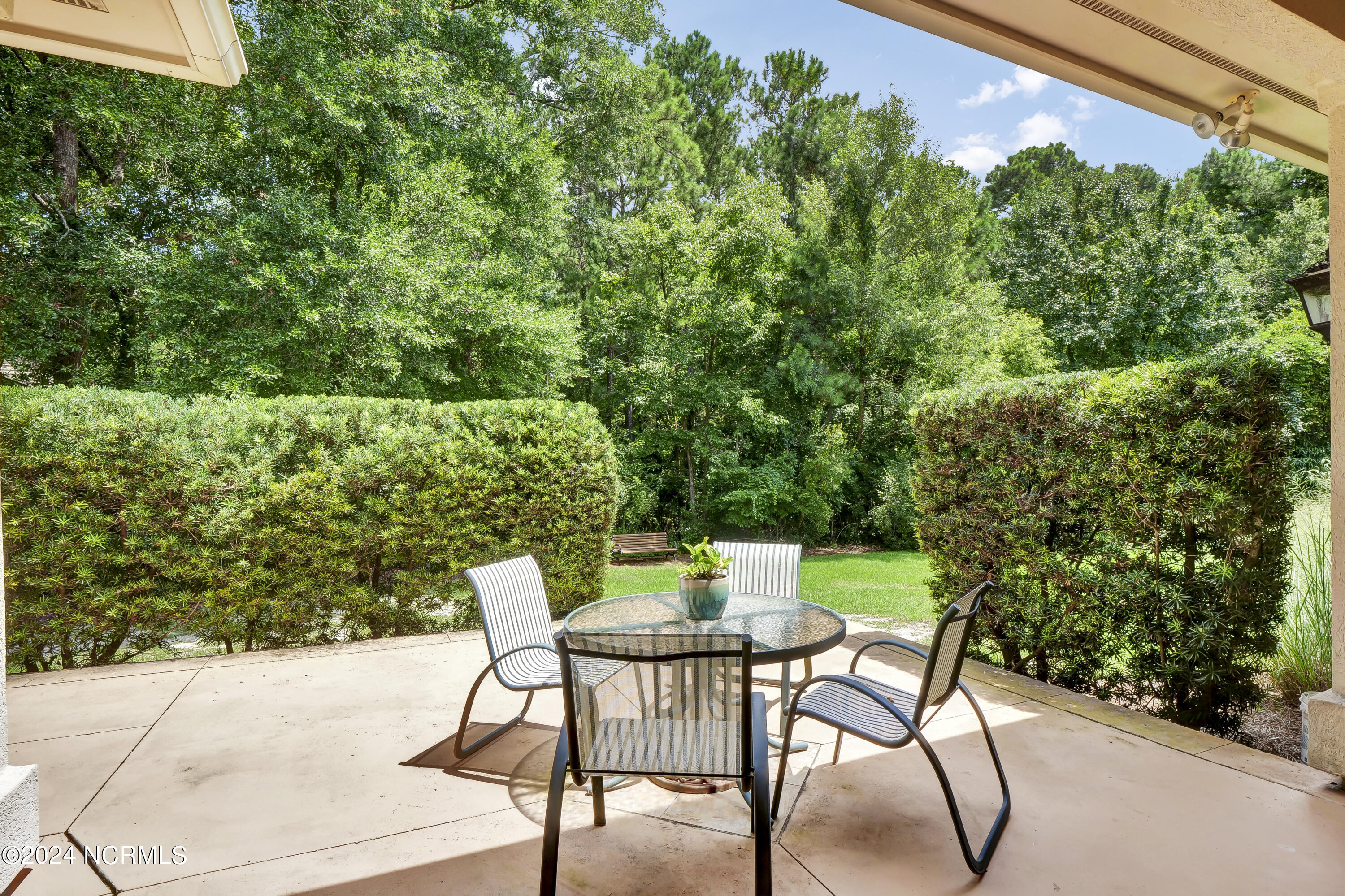 833 Gull Point Road