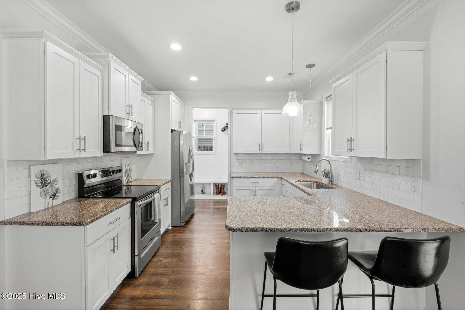 2028 Blue Bonnet Circle